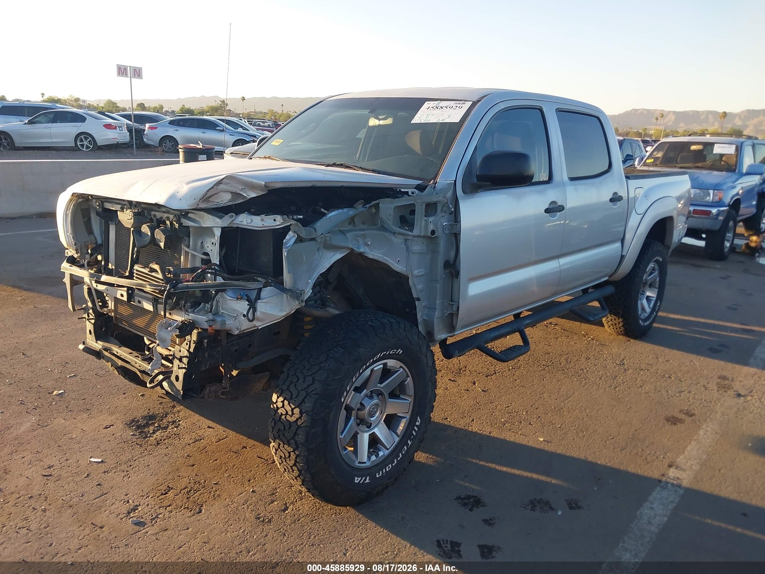 2008 Toyota Tacoma Base V6 Silver vin: 3TMLU42N98M018605
