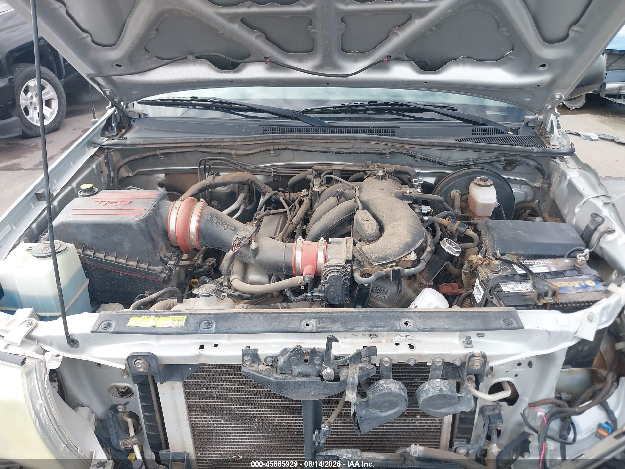 2008 Toyota Tacoma Base V6 Silver vin: 3TMLU42N98M018605