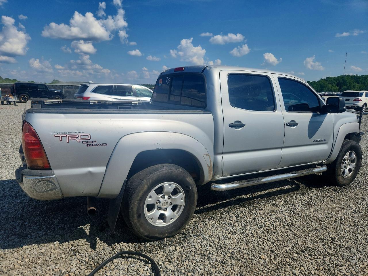 2008 Toyota Tacoma Double Cab Silver vin: 3TMLU42N98M019091