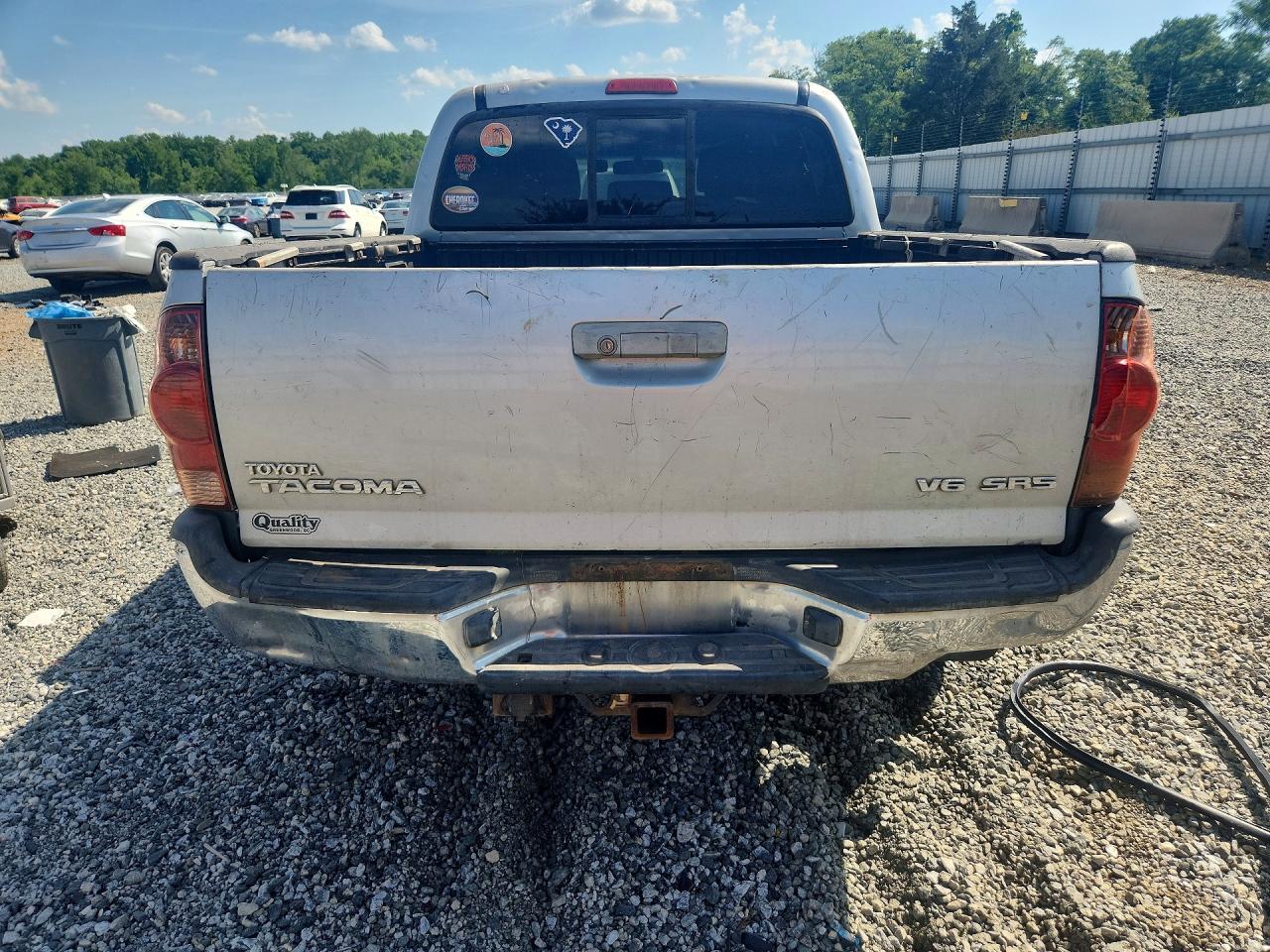2008 Toyota Tacoma Double Cab Silver vin: 3TMLU42N98M019091