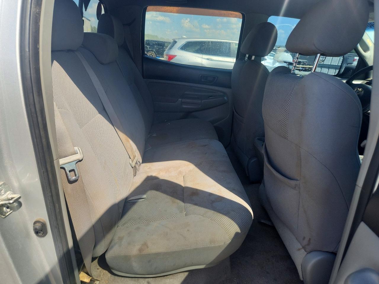 2008 Toyota Tacoma Double Cab Silver vin: 3TMLU42N98M019091