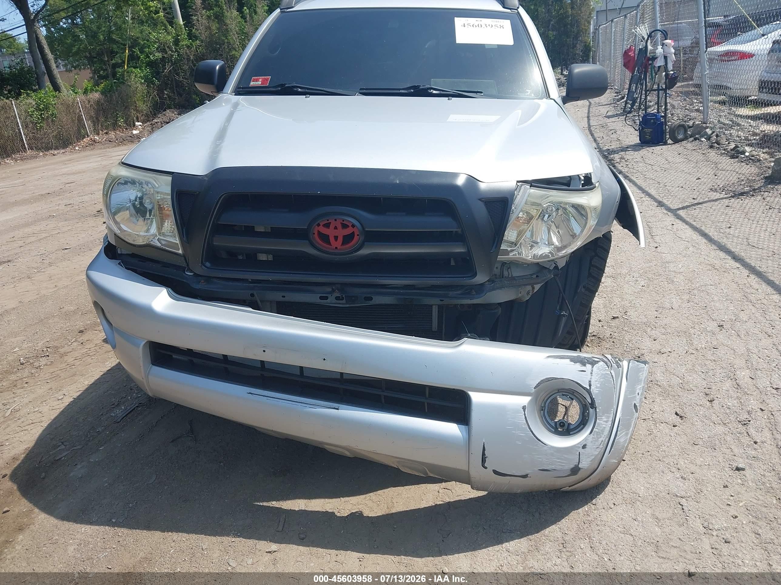 2009 Toyota Tacoma Base V6 Silver vin: 3TMLU42N99M020310