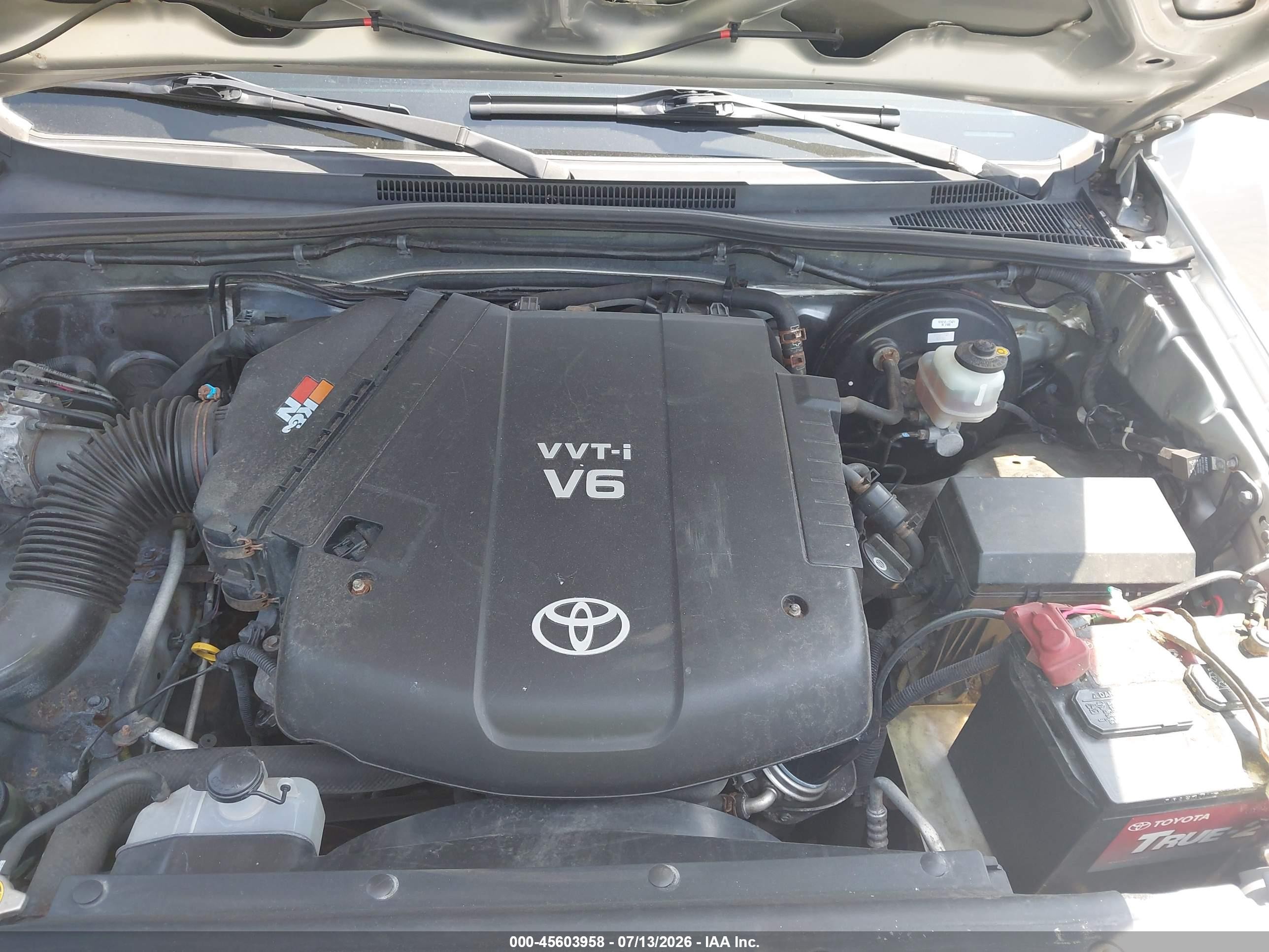 2009 Toyota Tacoma Base V6 Silver vin: 3TMLU42N99M020310