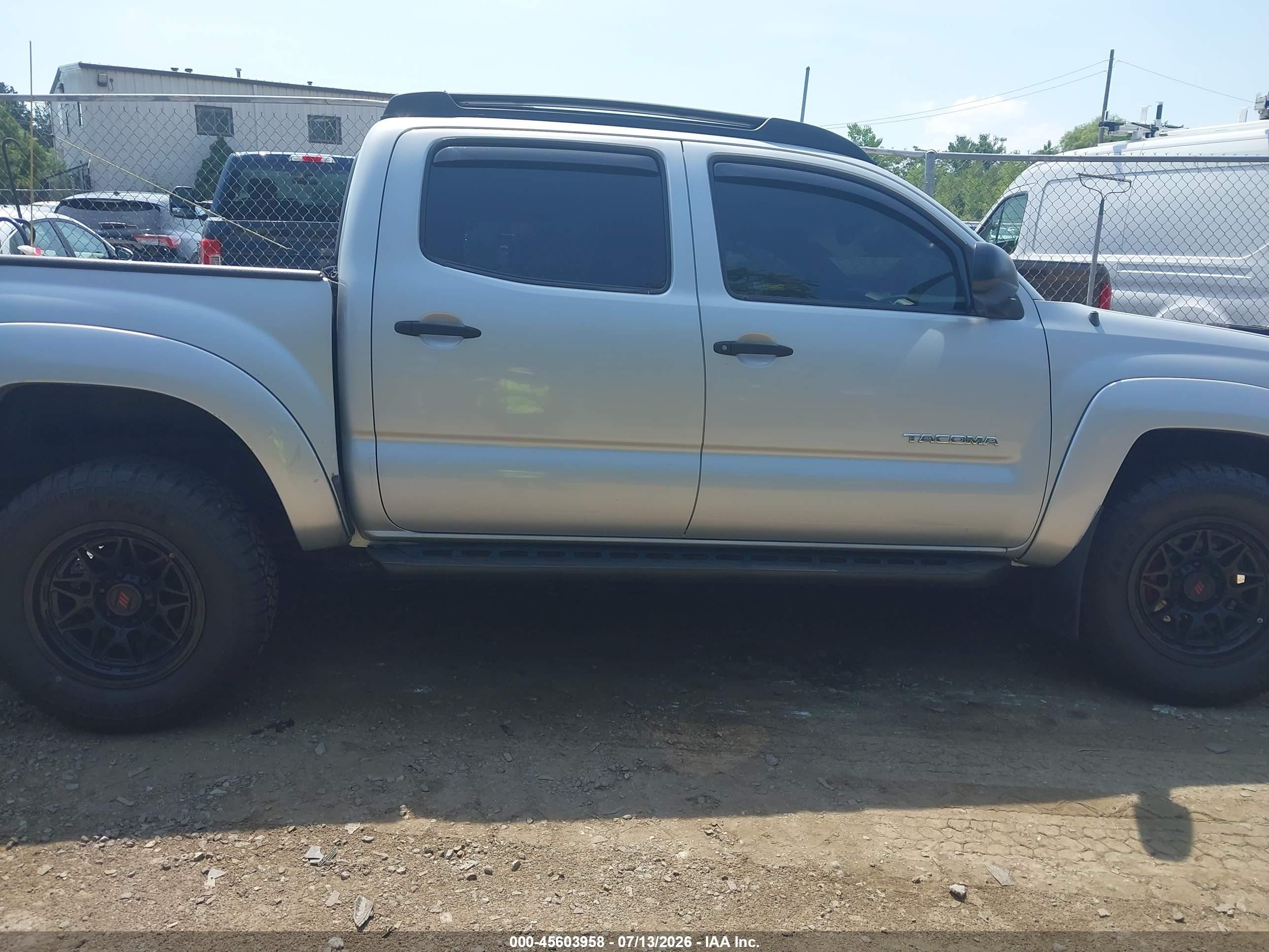 2009 Toyota Tacoma Base V6 Silver vin: 3TMLU42N99M020310
