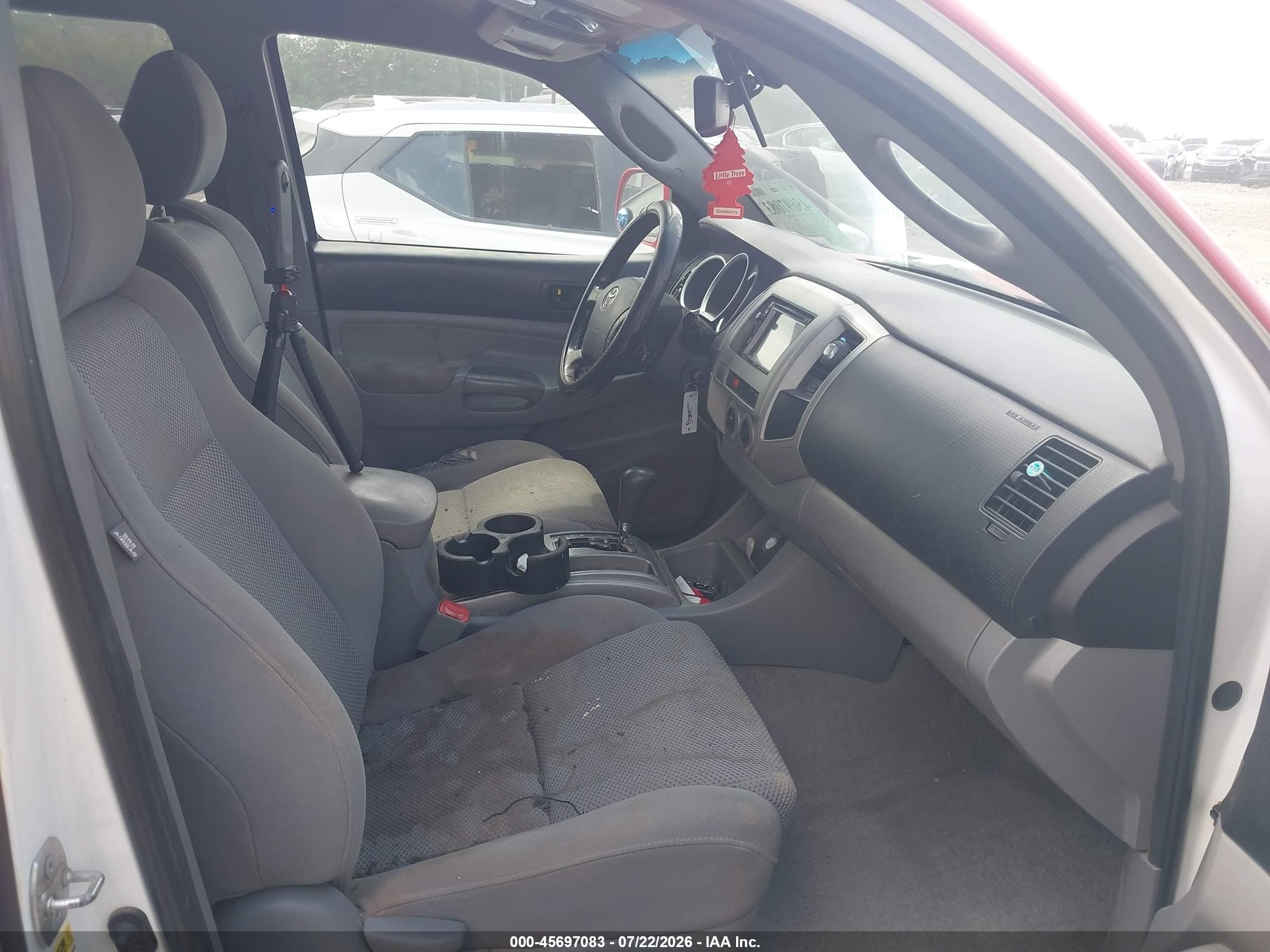 2009 Toyota Tacoma Base V6 Красный vin: 3TMLU42N99M028469
