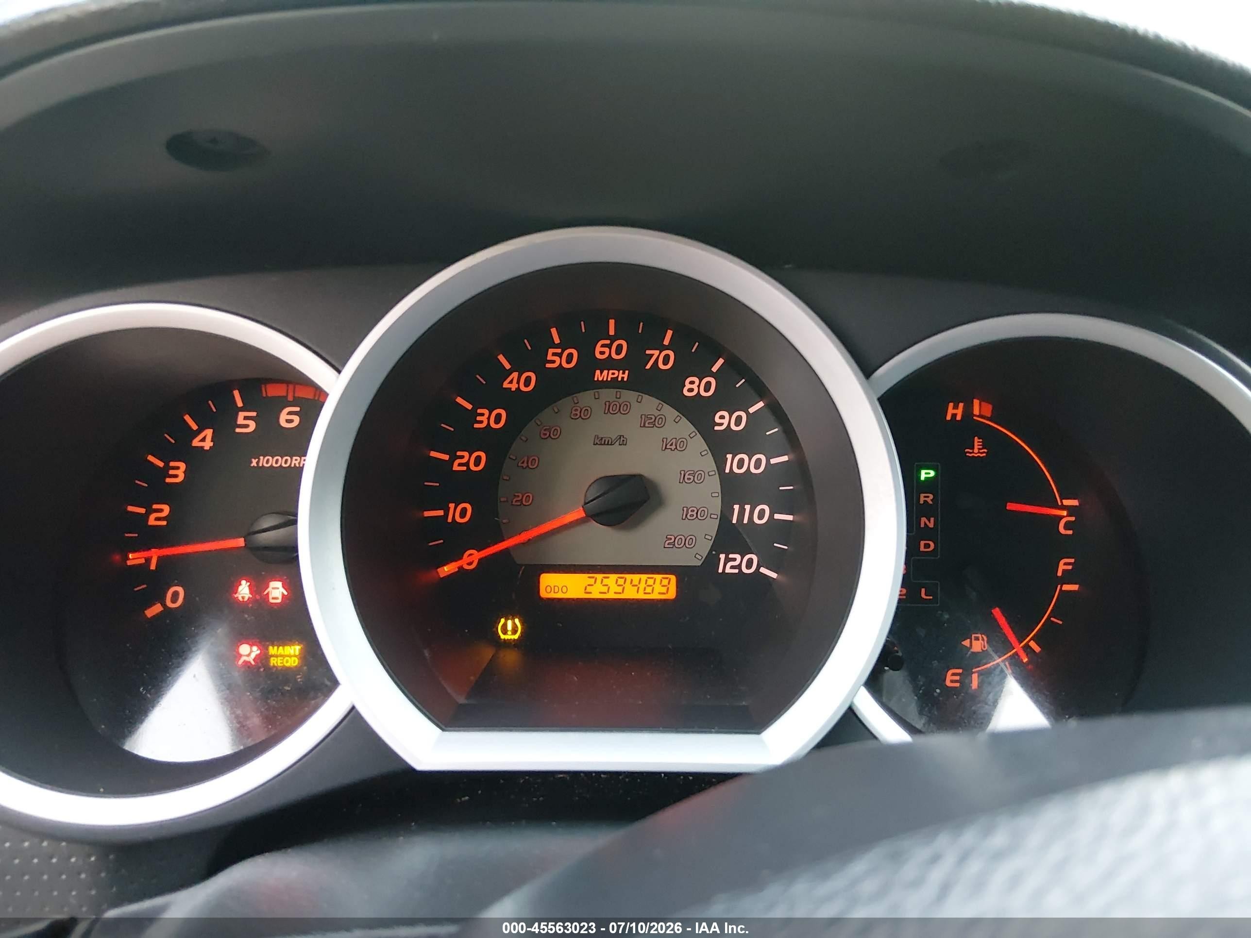 2007 Toyota Tacoma Base V6 Silver vin: 3TMLU42NX7M013329