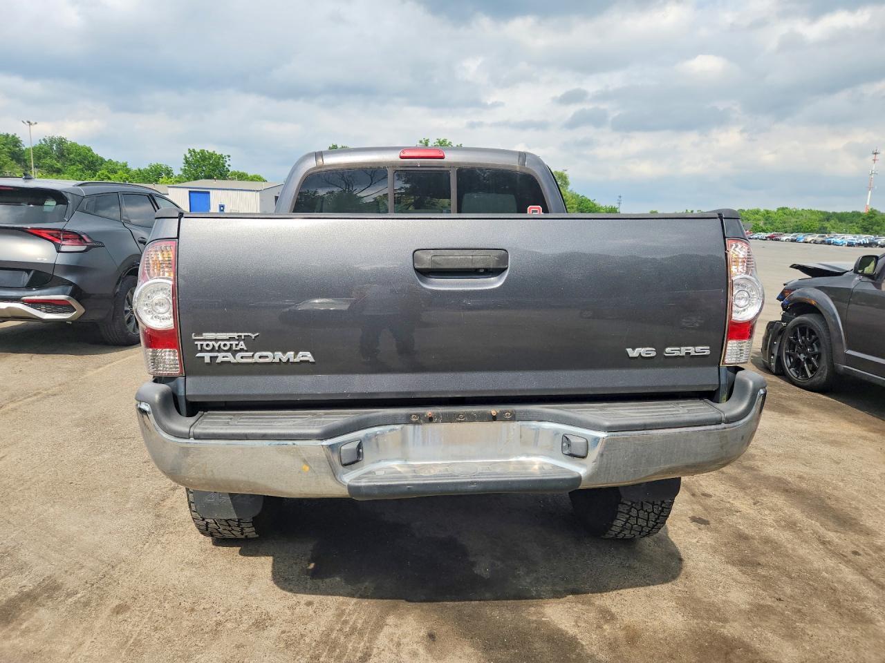 2009 Toyota Tacoma Double Cab Charcoal vin: 3TMLU42NX9M031624