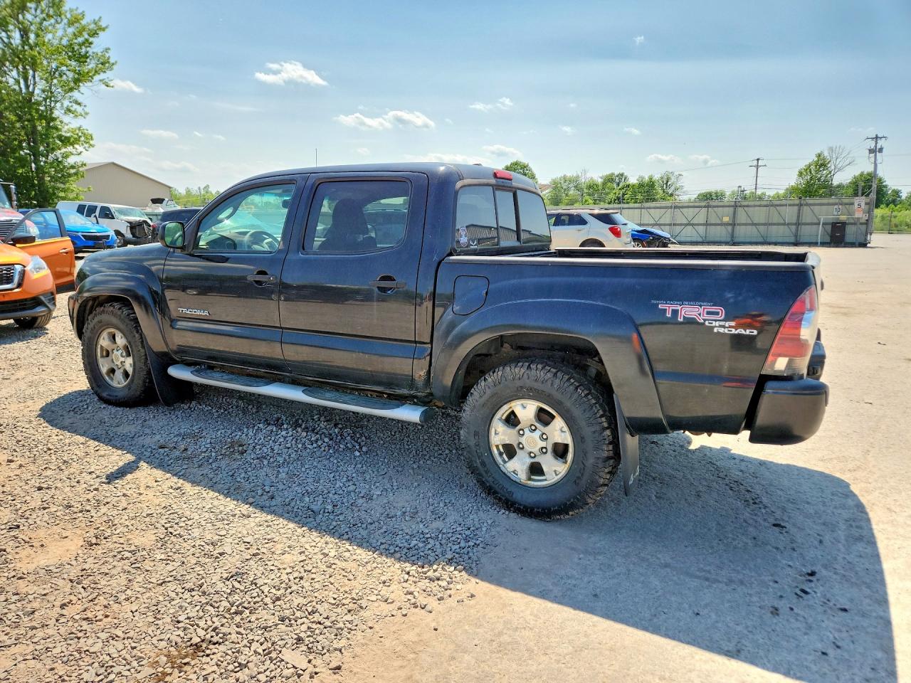 2009 Toyt Tacoma Double Cab Black vin: 3TMLU42NX9M032479