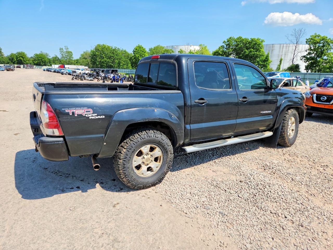 2009 Toyt Tacoma Double Cab Black vin: 3TMLU42NX9M032479