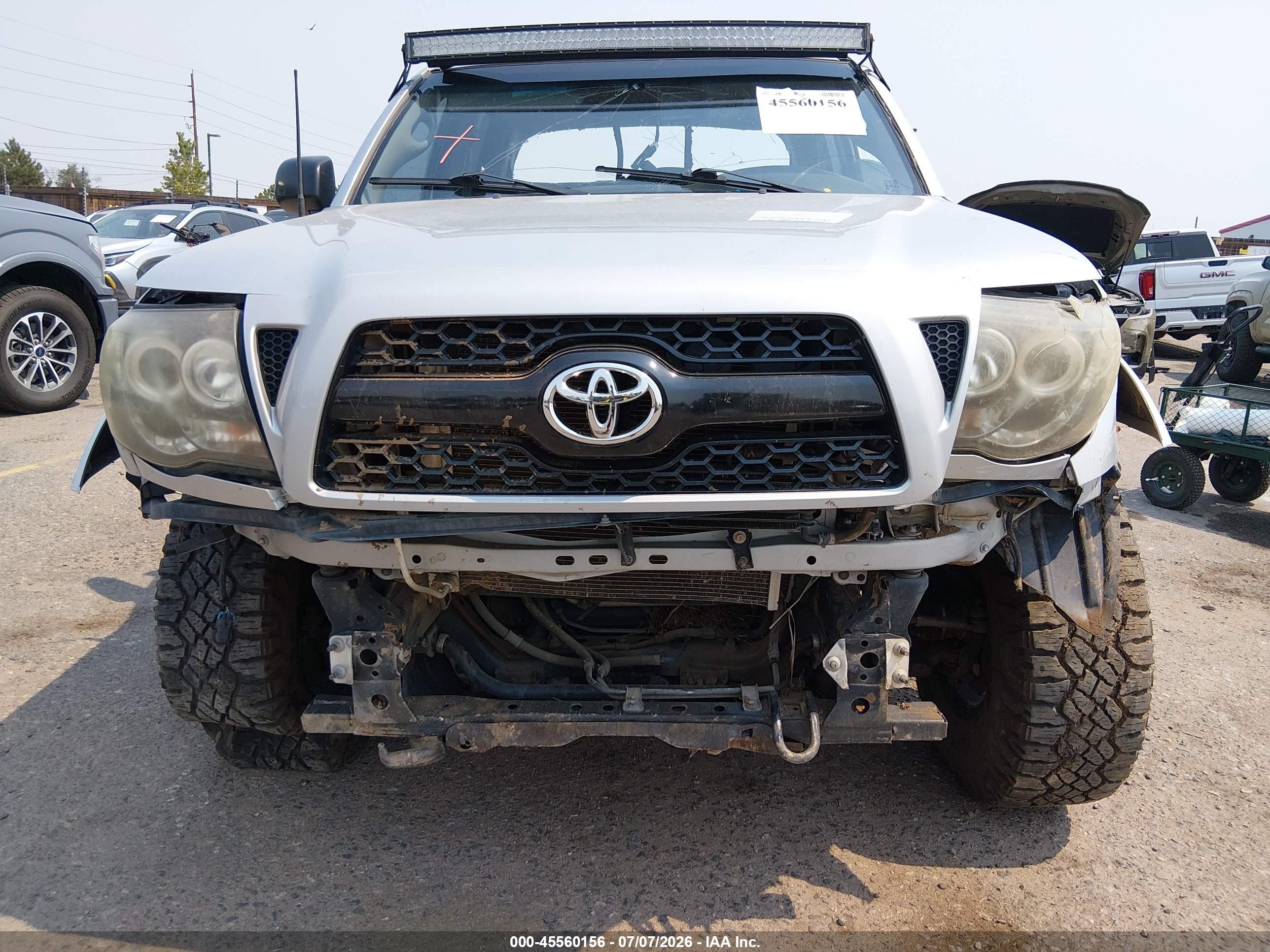 2010 Toyota Tacoma Base V6 Silver vin: 3TMLU4EN0AM038128