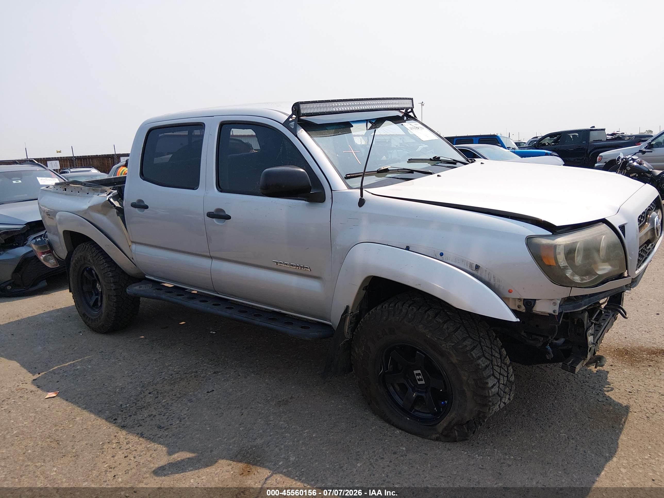 2010 Toyota Tacoma Base V6 Silver vin: 3TMLU4EN0AM038128