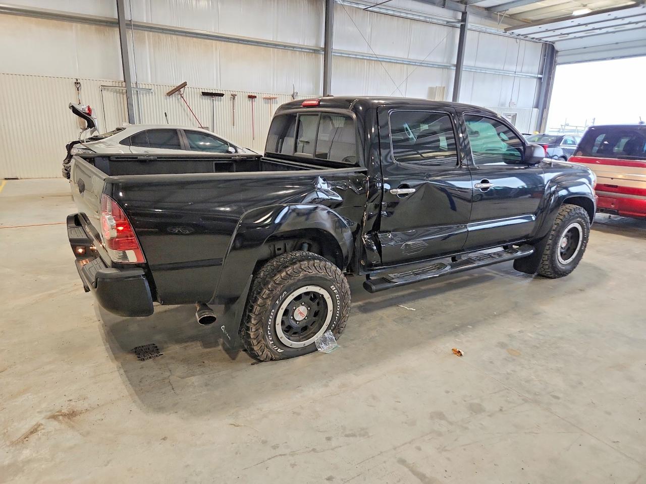 2011 Toyota Tacoma Black vin: 3TMLU4EN0BM061586