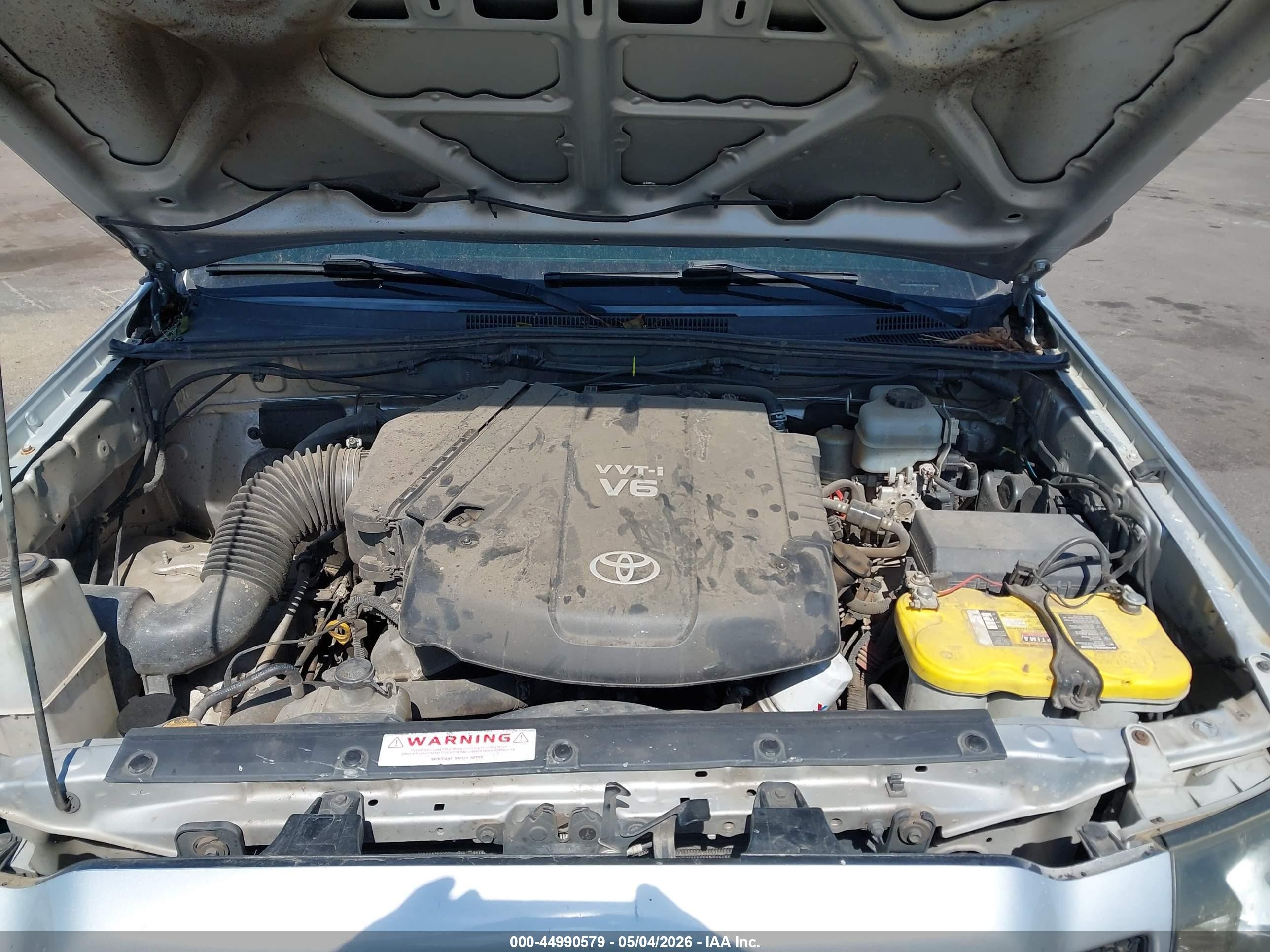 2011 Toyota Tacoma Base V6 Silver vin: 3TMLU4EN0BM071065