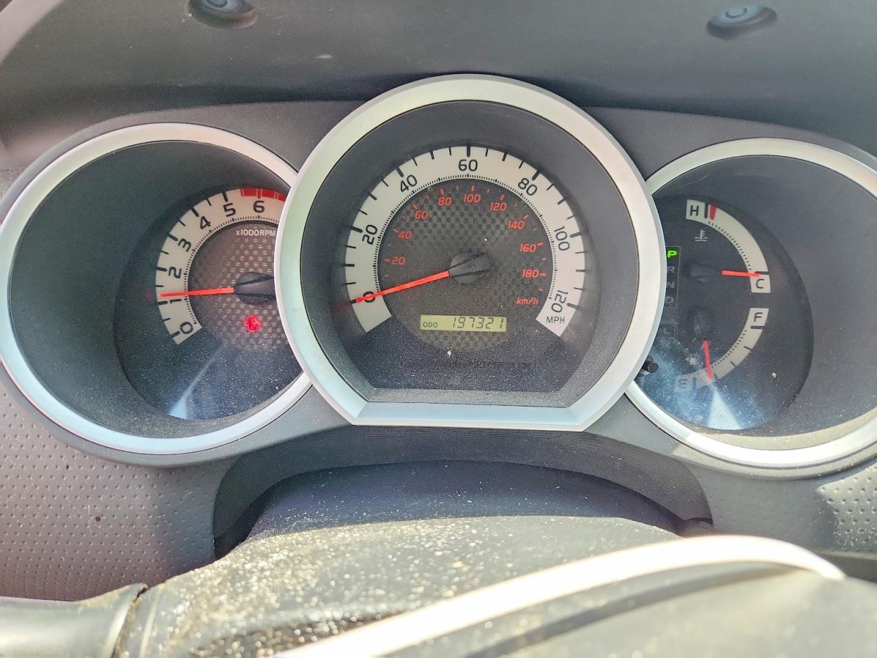 2011 Toyota Tacoma V6 White vin: 3TMLU4EN0BM078565