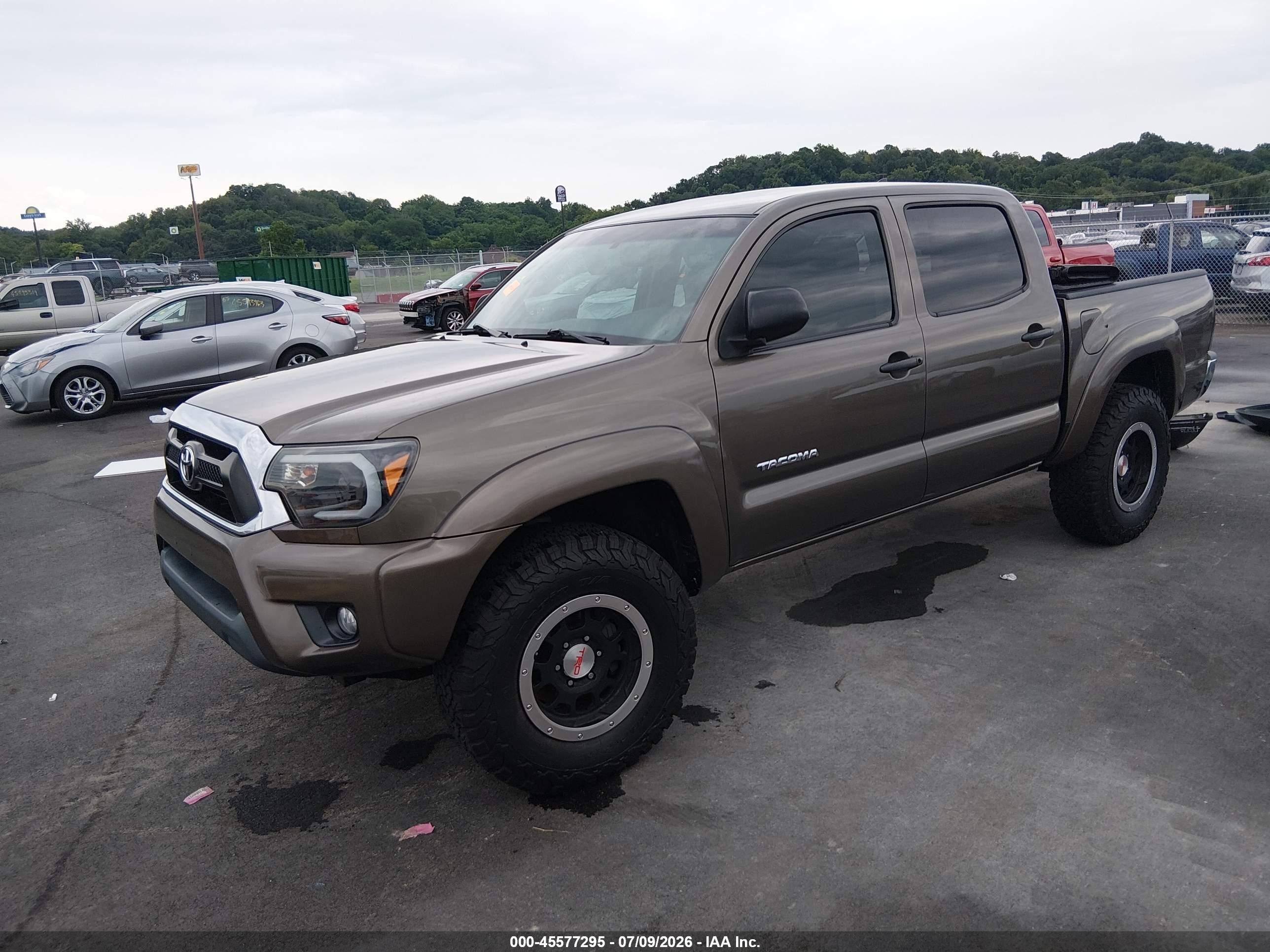 2012 Toyota Tacoma Base V6 Gray vin: 3TMLU4EN0CM082665