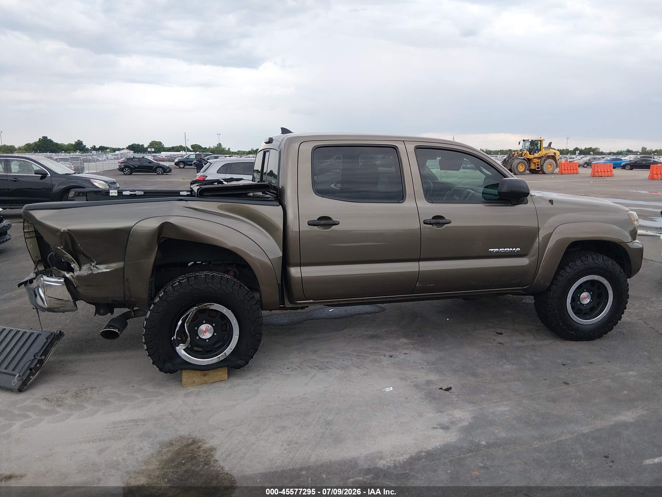 2012 Toyota Tacoma Base V6 Gray vin: 3TMLU4EN0CM082665