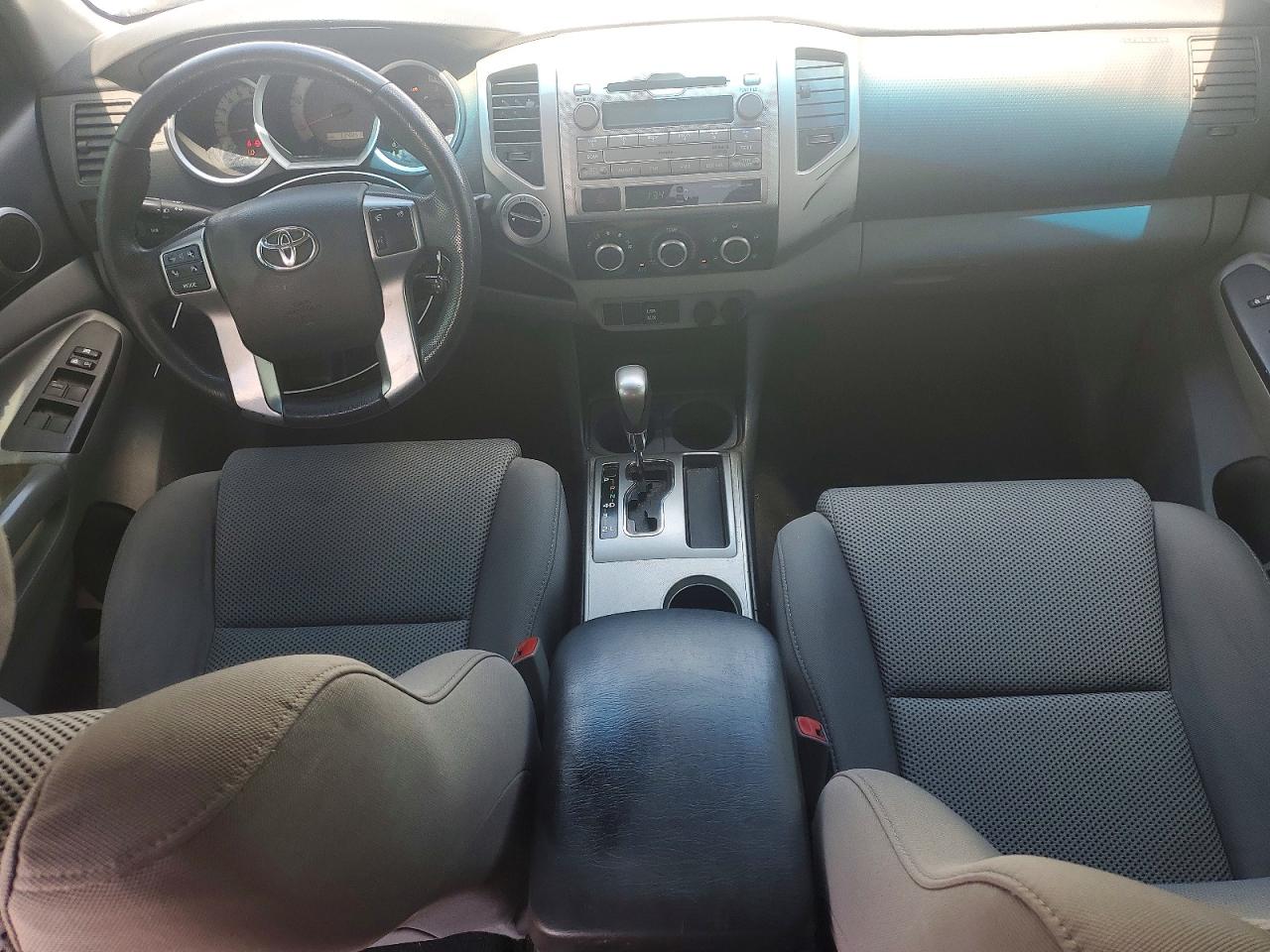 2012 Toyota Tacoma Double Cab Серебряный vin: 3TMLU4EN0CM084576