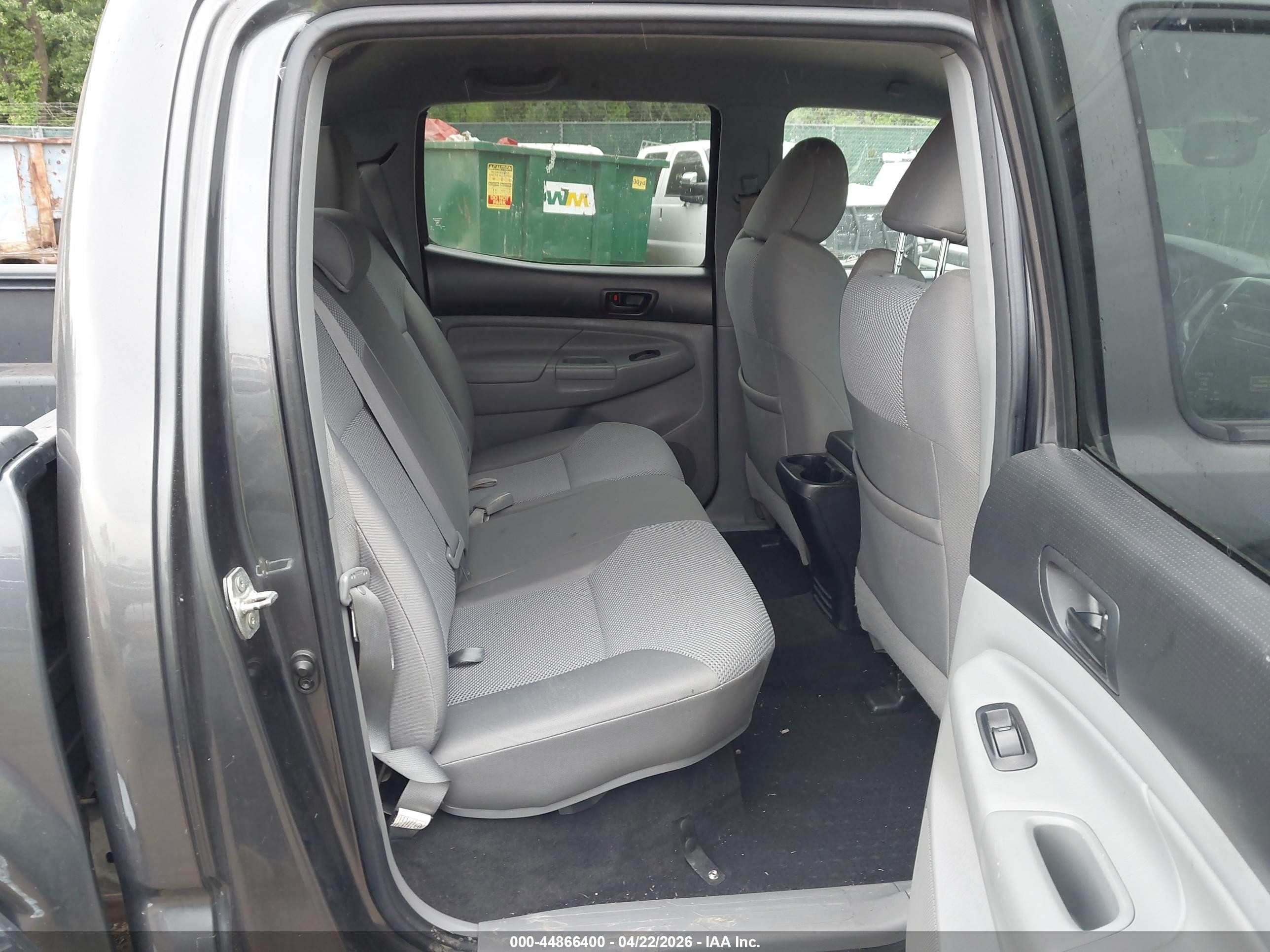 2012 Toyota Tacoma Base V6 Black vin: 3TMLU4EN0CM098574