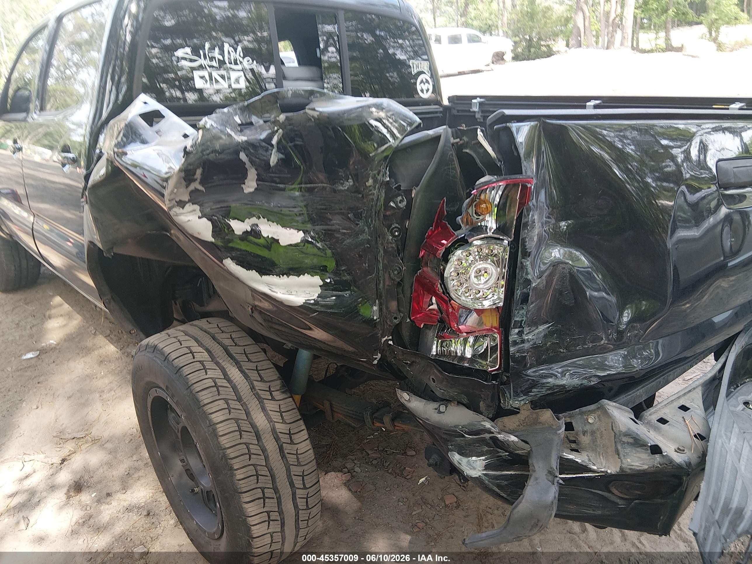 2013 Toyota Tacoma Base V6 Black vin: 3TMLU4EN0DM109638
