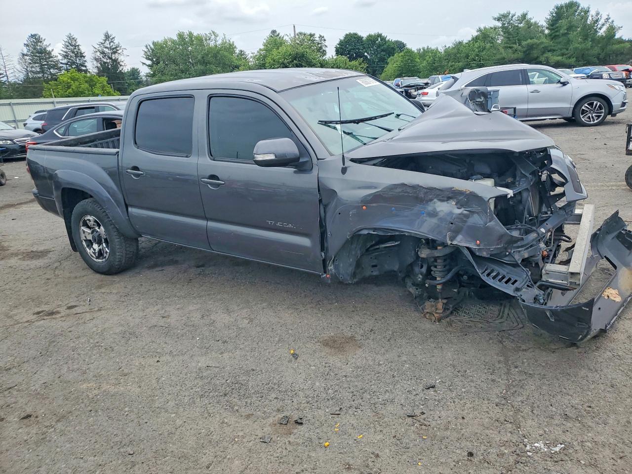 2013 Toyota Tacoma Double Cab Серый vin: 3TMLU4EN0DM110840