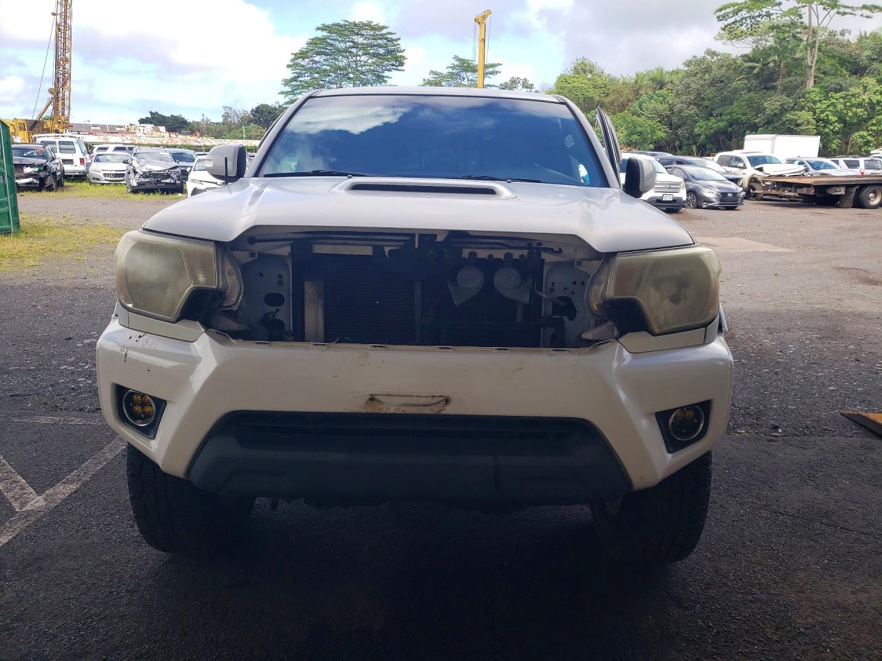 2013 Toyota Tacoma Double Cab Белый vin: 3TMLU4EN0DM111907