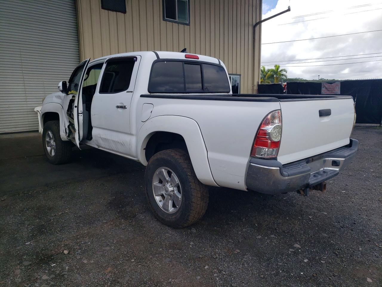 2013 Toyota Tacoma Double Cab Белый vin: 3TMLU4EN0DM111907