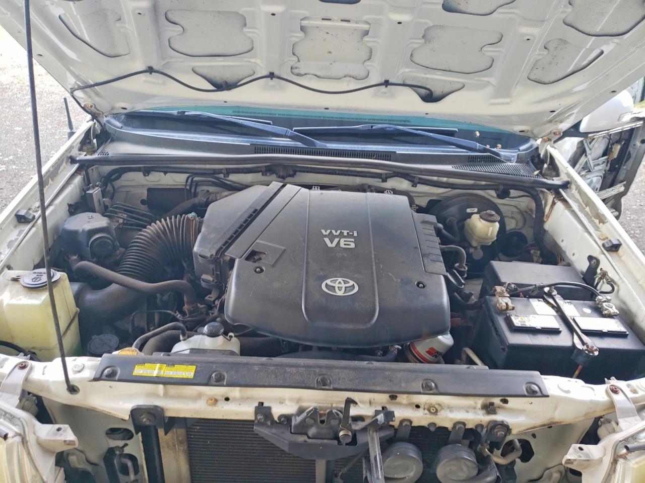 2013 Toyota Tacoma Double Cab Белый vin: 3TMLU4EN0DM111907