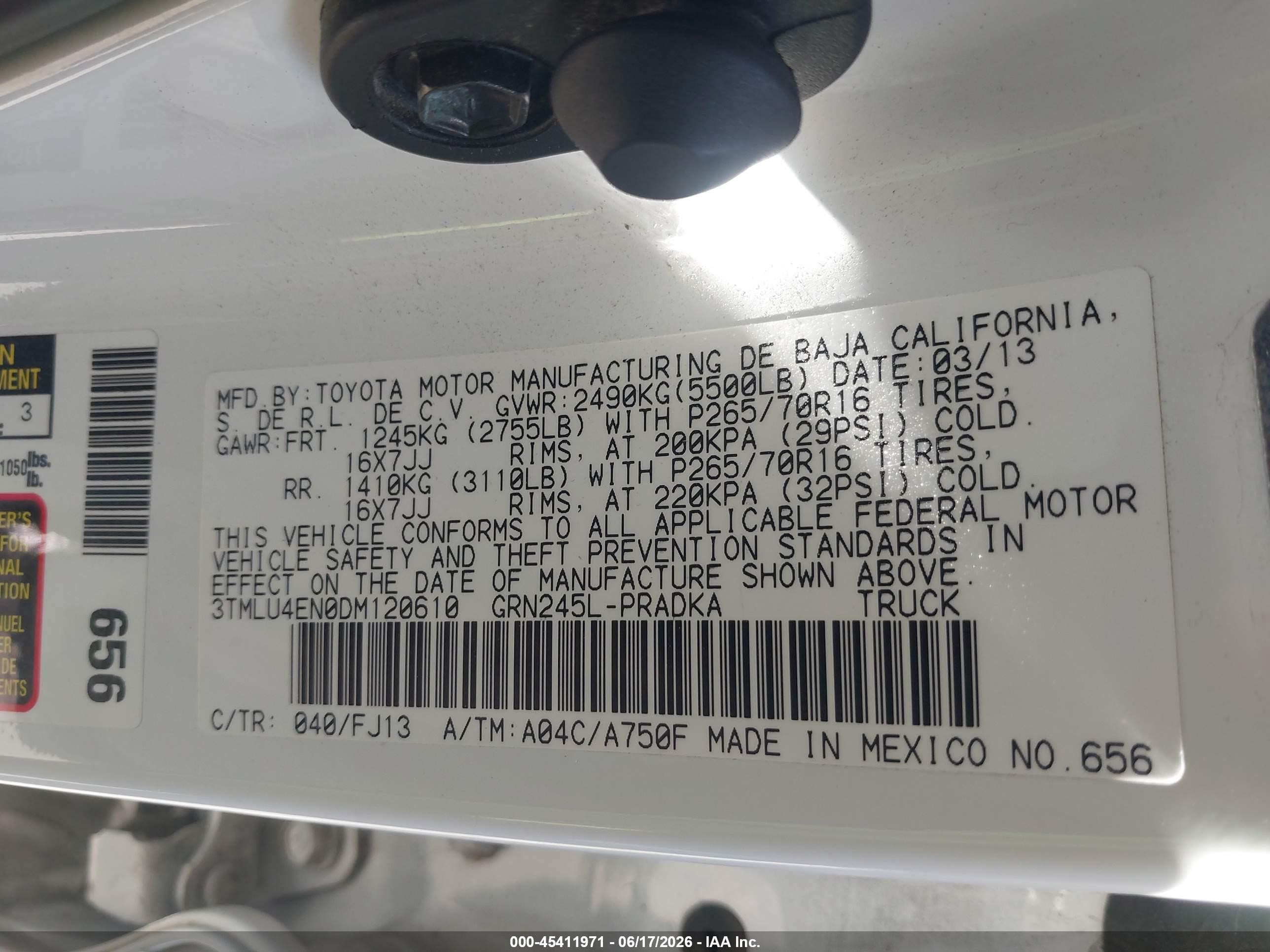 2013 Toyota Tacoma Base V6 White vin: 3TMLU4EN0DM120610