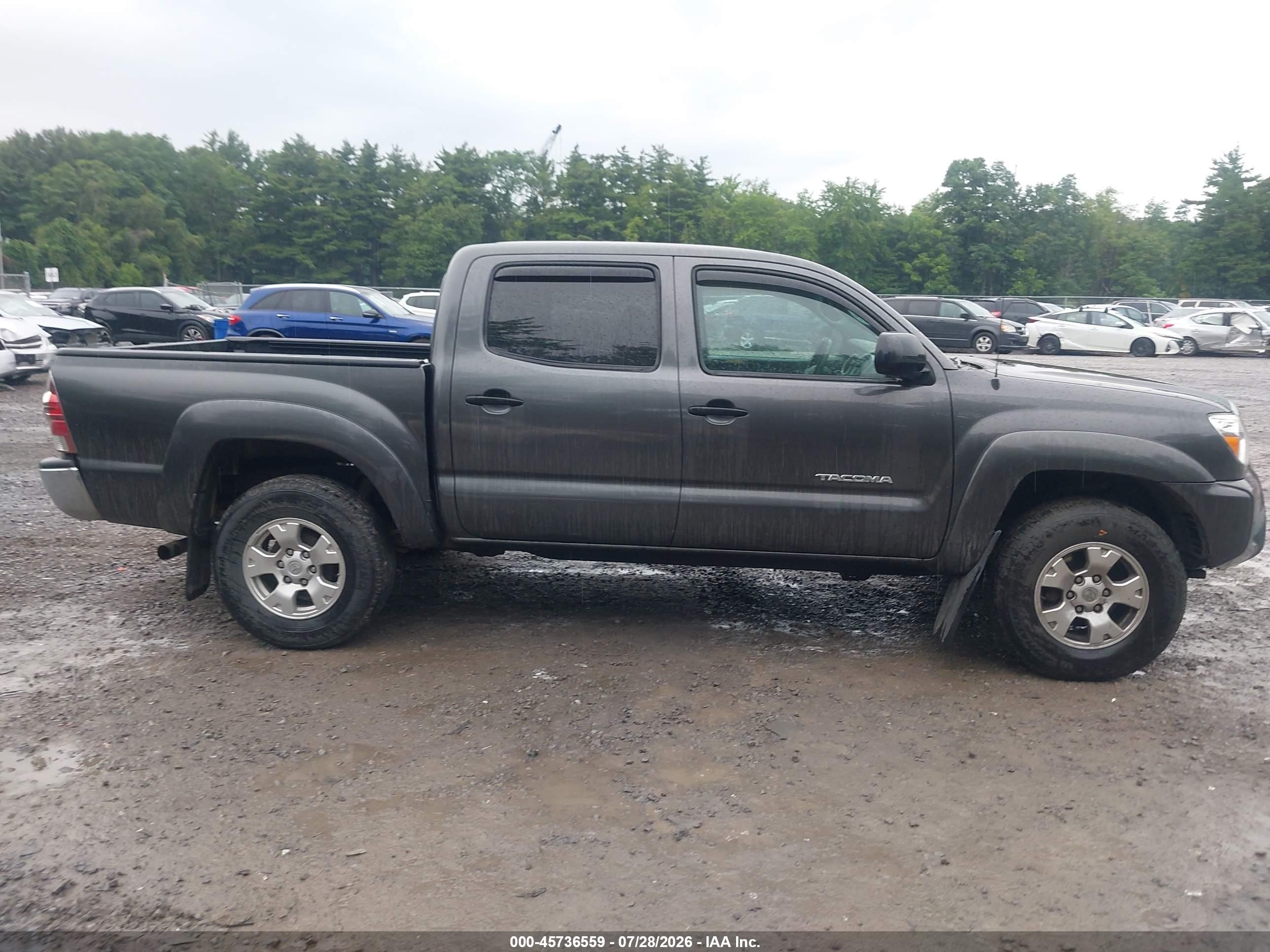 2013 Toyota Tacoma Base V6 Gray vin: 3TMLU4EN0DM123071