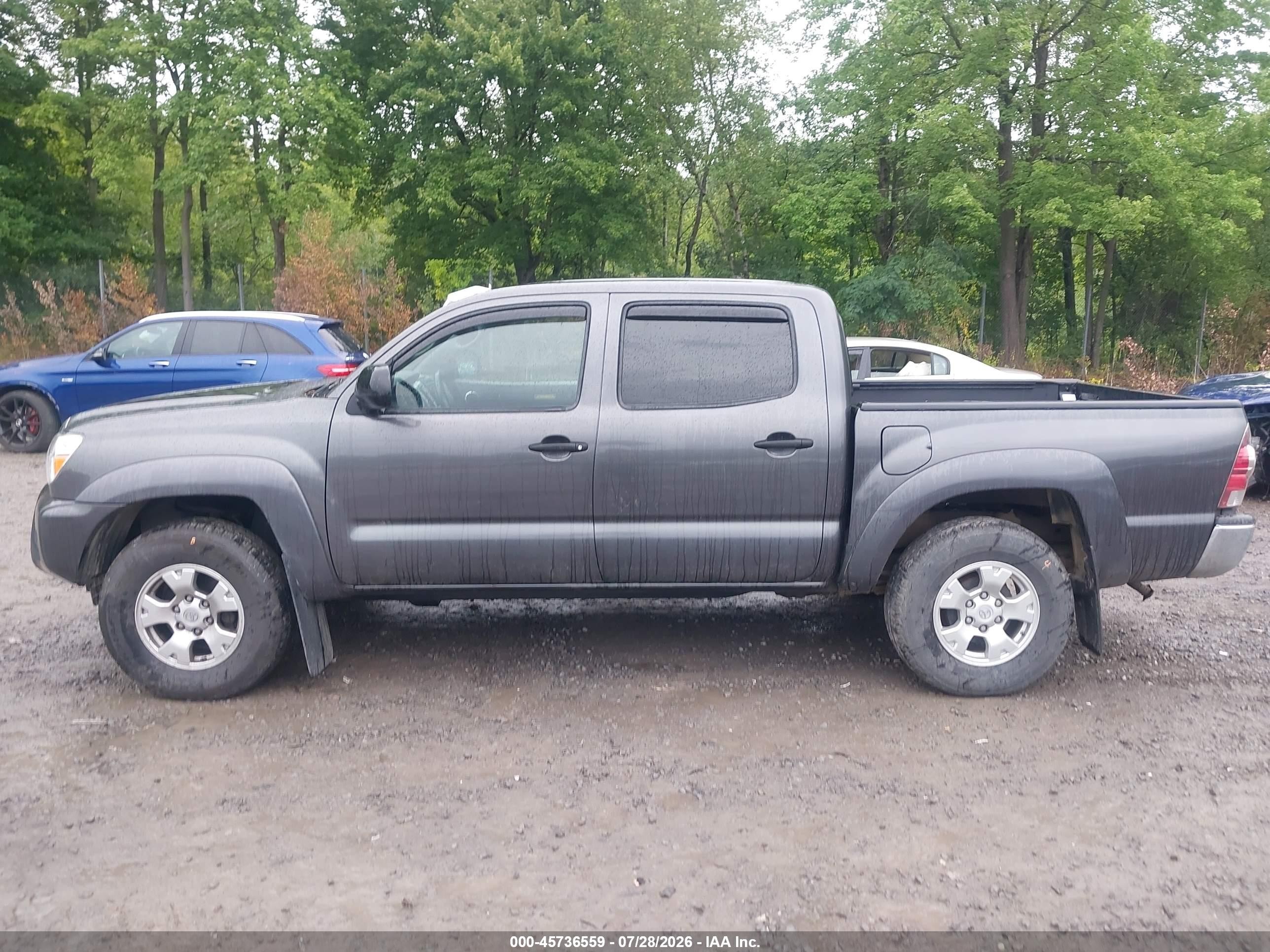 2013 Toyota Tacoma Base V6 Gray vin: 3TMLU4EN0DM123071
