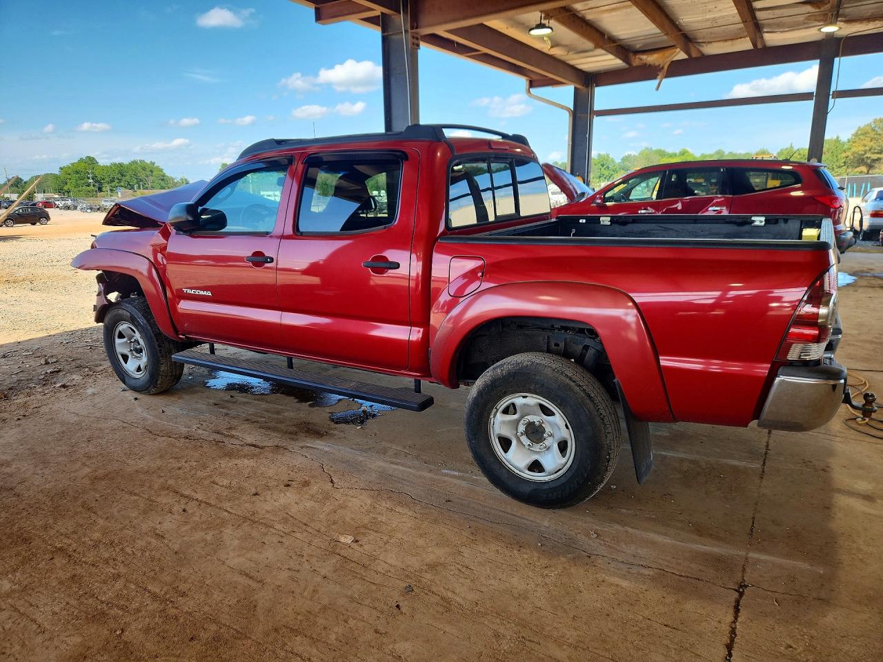 2013 Toyota Tacoma Double Cab Red vin: 3TMLU4EN0DM125080