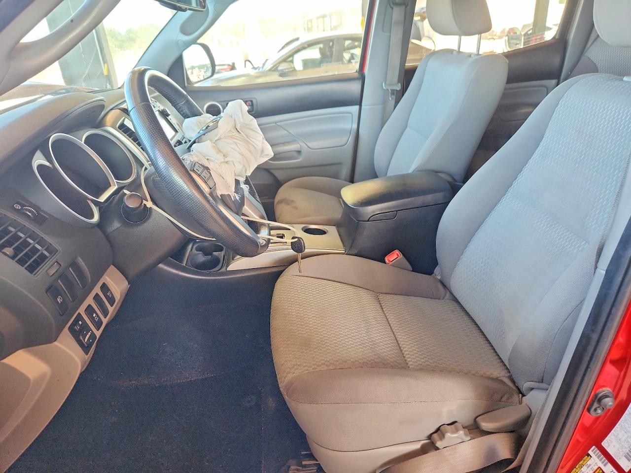 2013 Toyota Tacoma Double Cab Red vin: 3TMLU4EN0DM125080