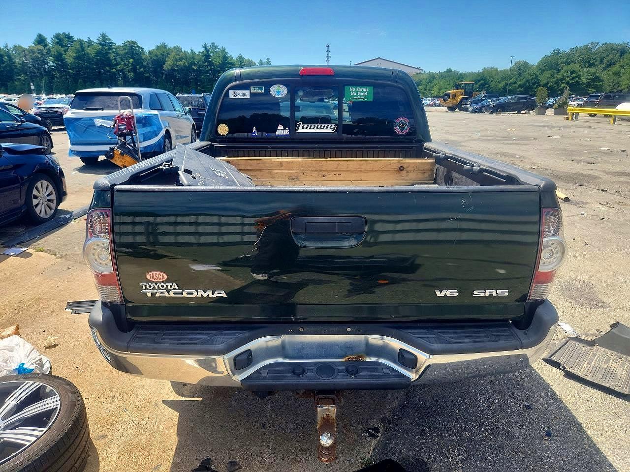 2013 Toyota Tacoma V6 Green vin: 3TMLU4EN0DM128643