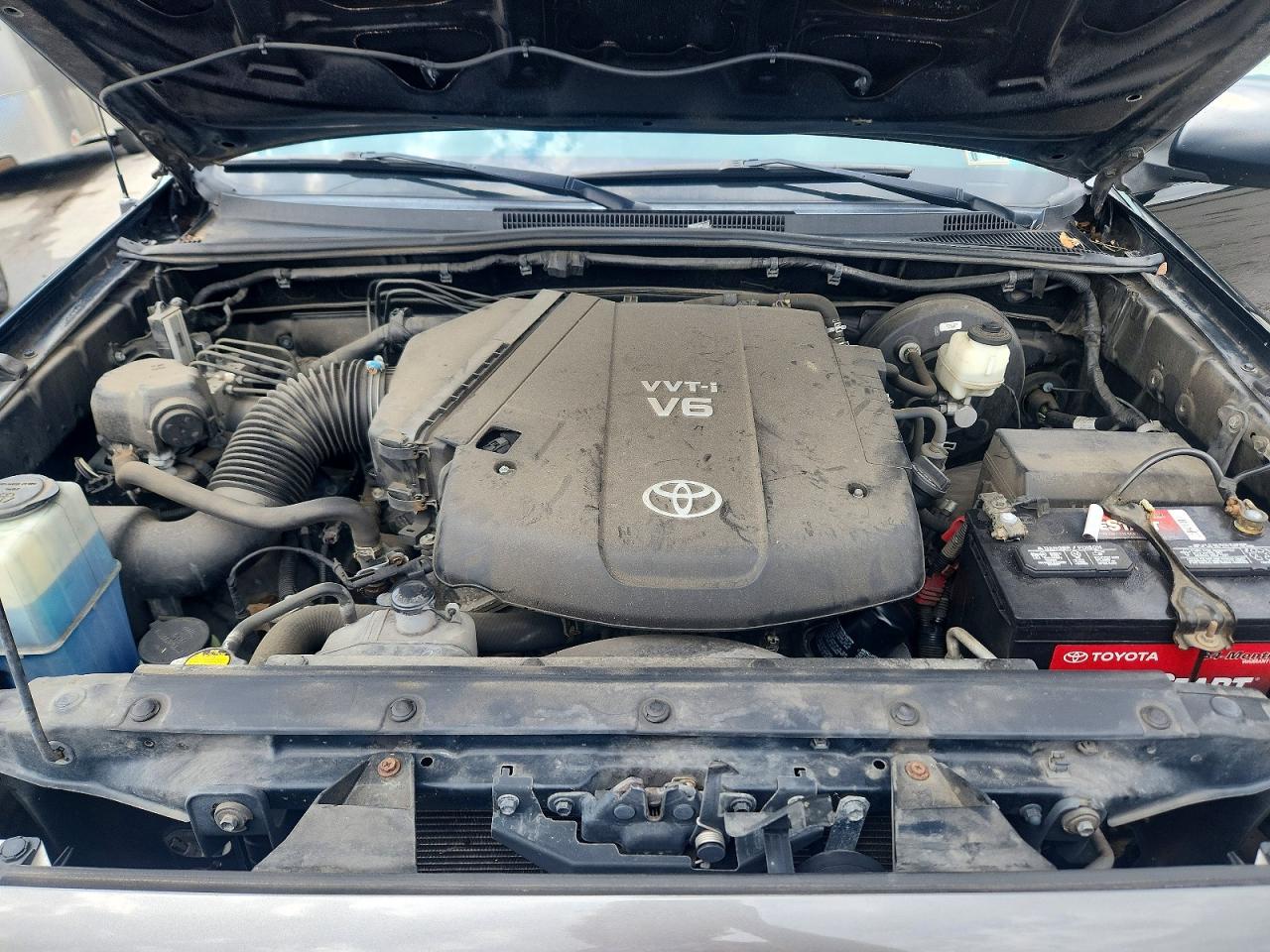 2014 Toyota Tacoma V6 Black vin: 3TMLU4EN0EM140552