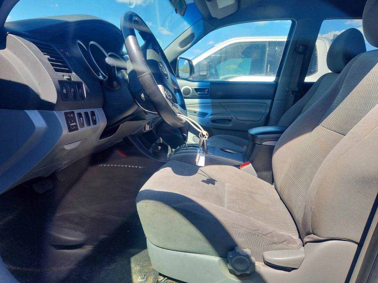 2014 Toyota Tacoma Double Cab Синий vin: 3TMLU4EN0EM148019
