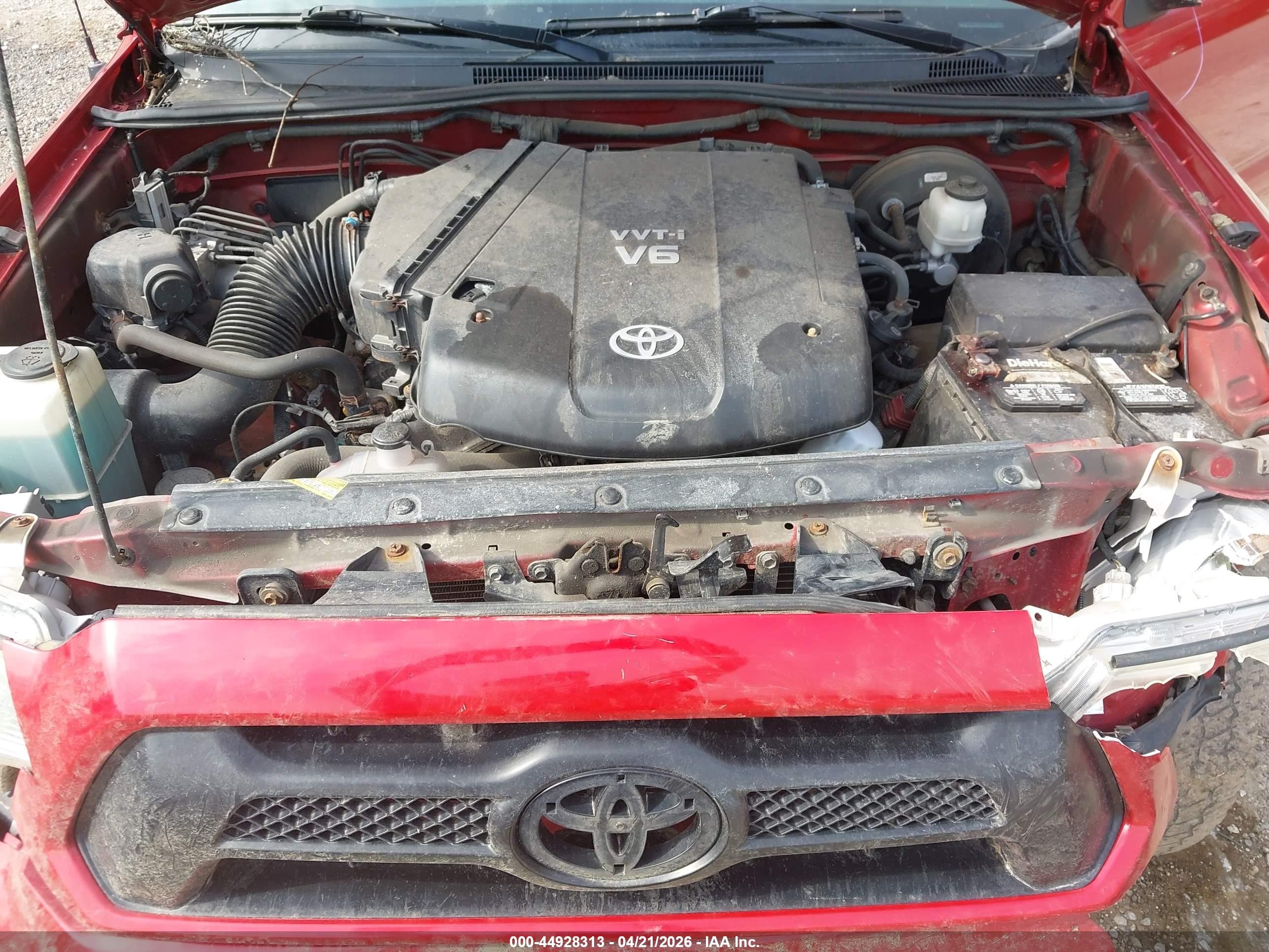 2014 Toyota Tacoma Base V6 Red vin: 3TMLU4EN0EM148862