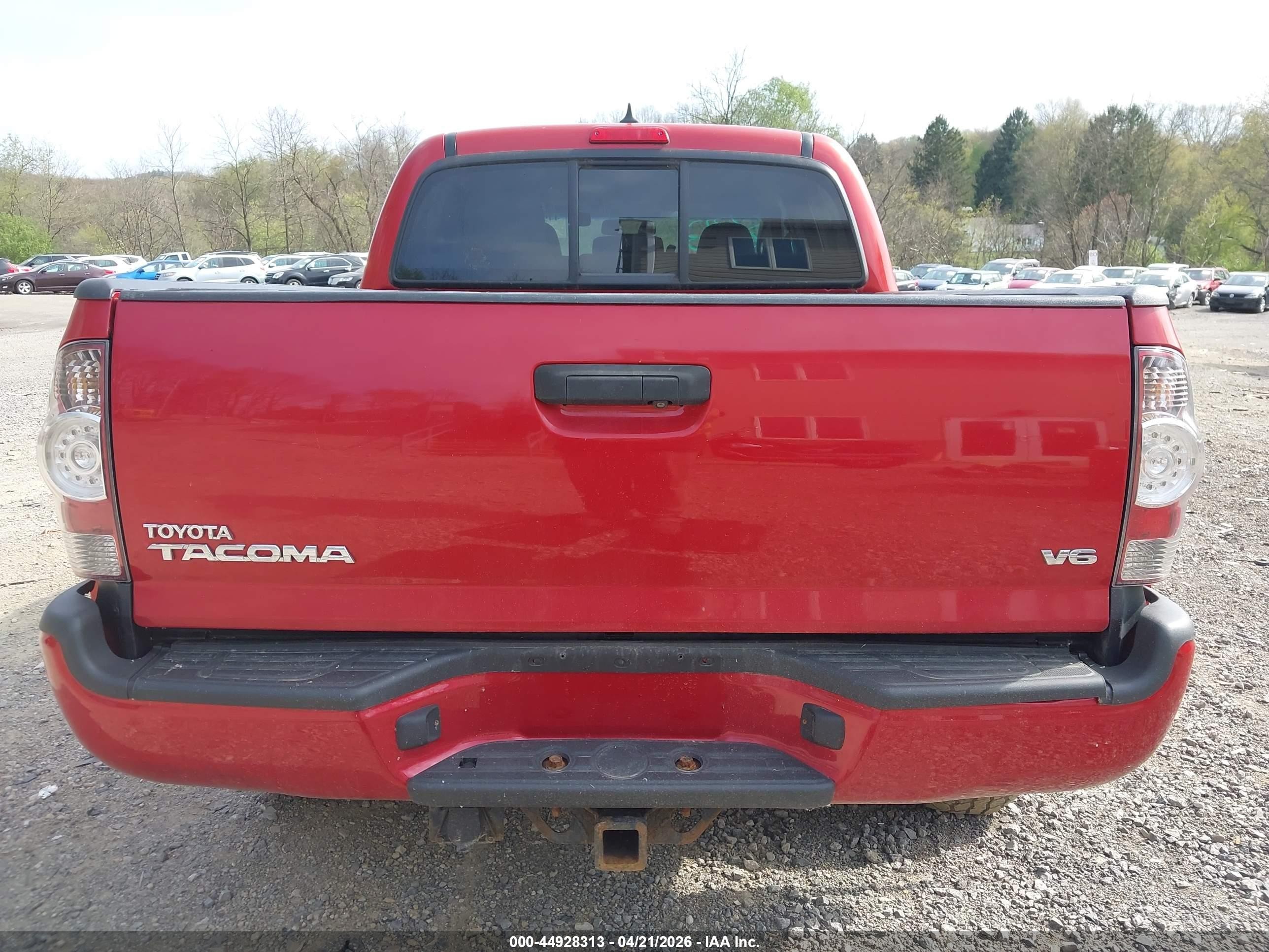 2014 Toyota Tacoma Base V6 Red vin: 3TMLU4EN0EM148862