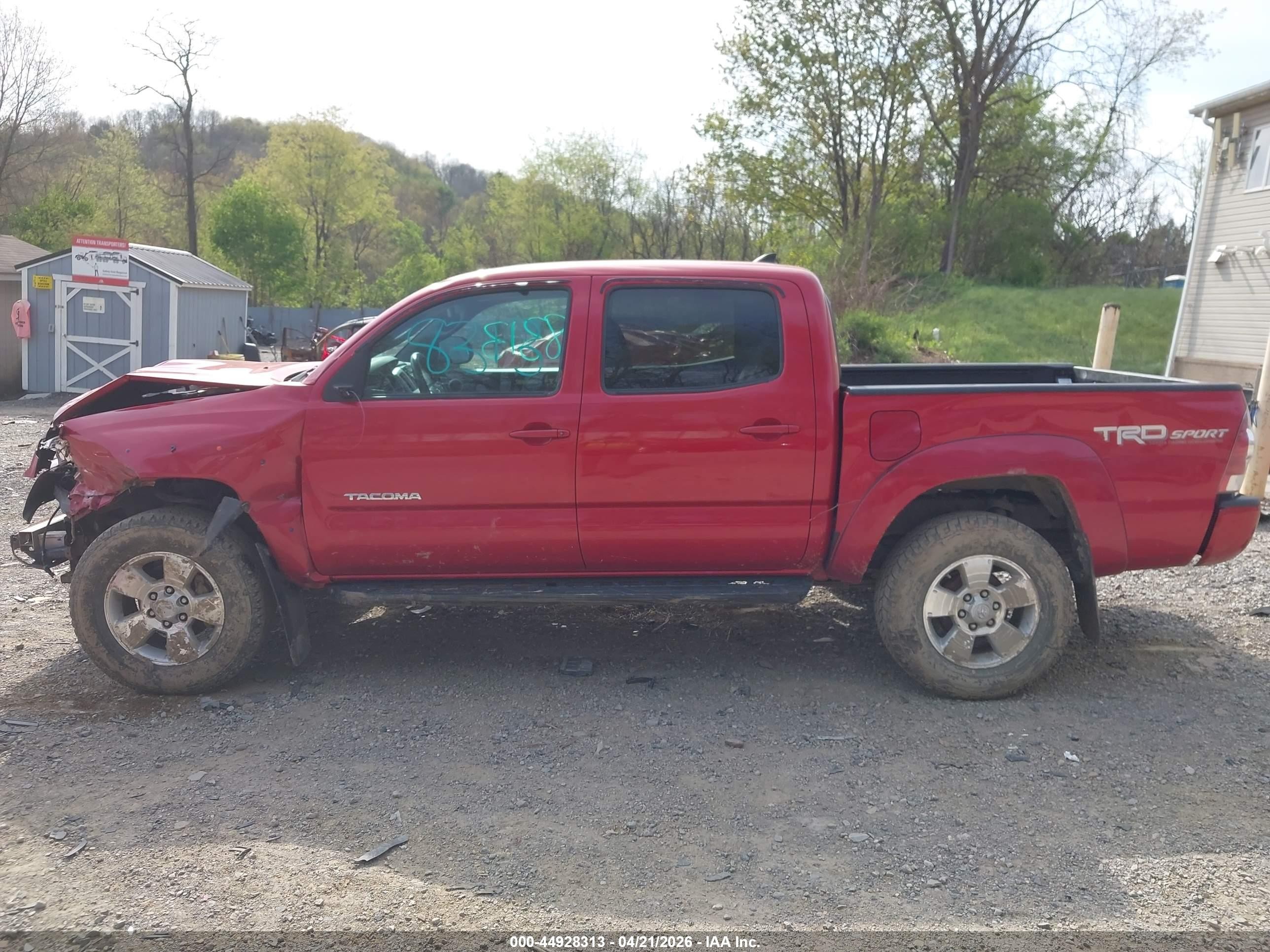 2014 Toyota Tacoma Base V6 Red vin: 3TMLU4EN0EM148862