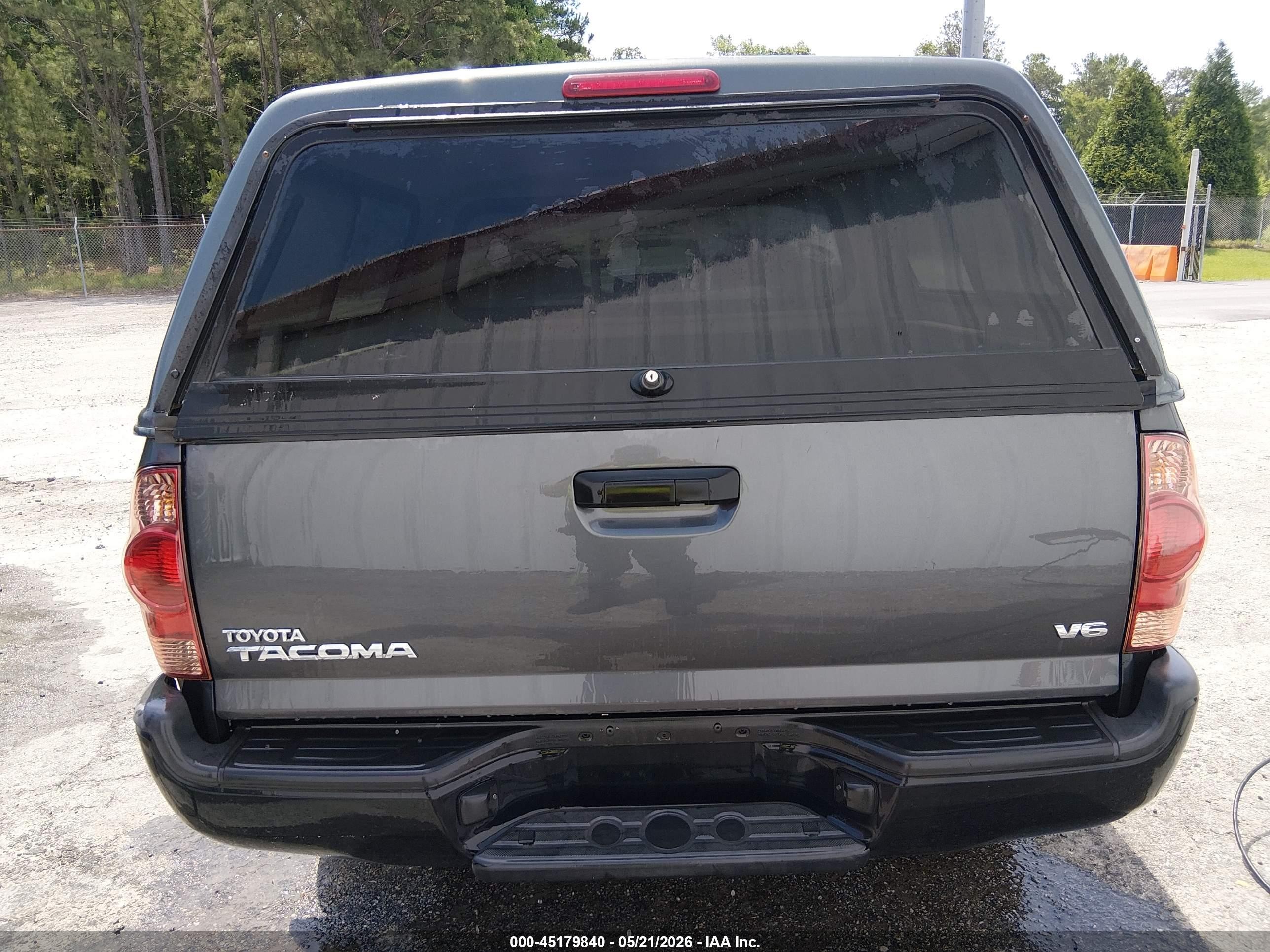 2014 Toyota Tacoma Base V6 Gray vin: 3TMLU4EN0EM161790