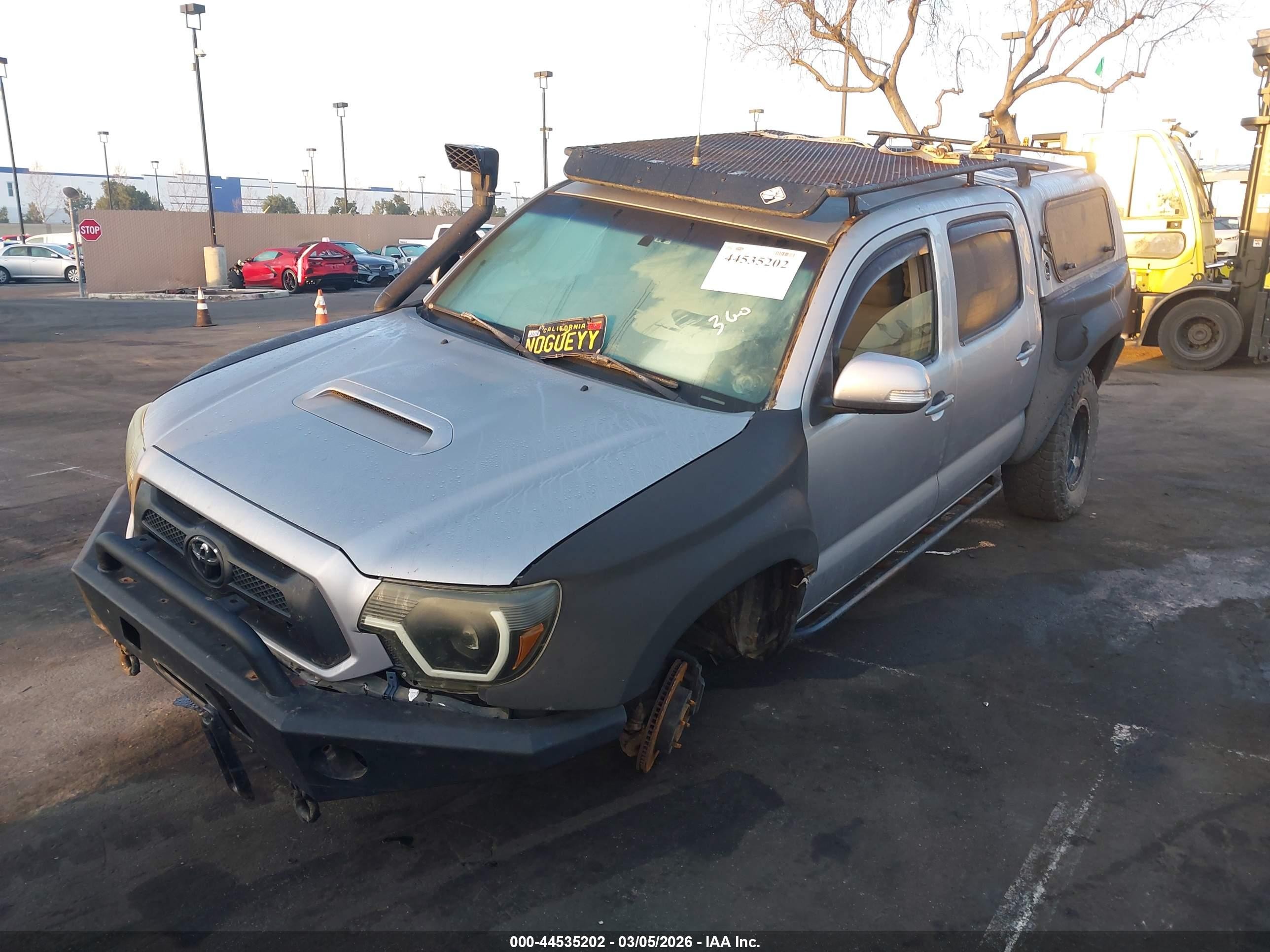 2015 Toyota Tacoma Base V6 Silver vin: 3TMLU4EN0FM189638