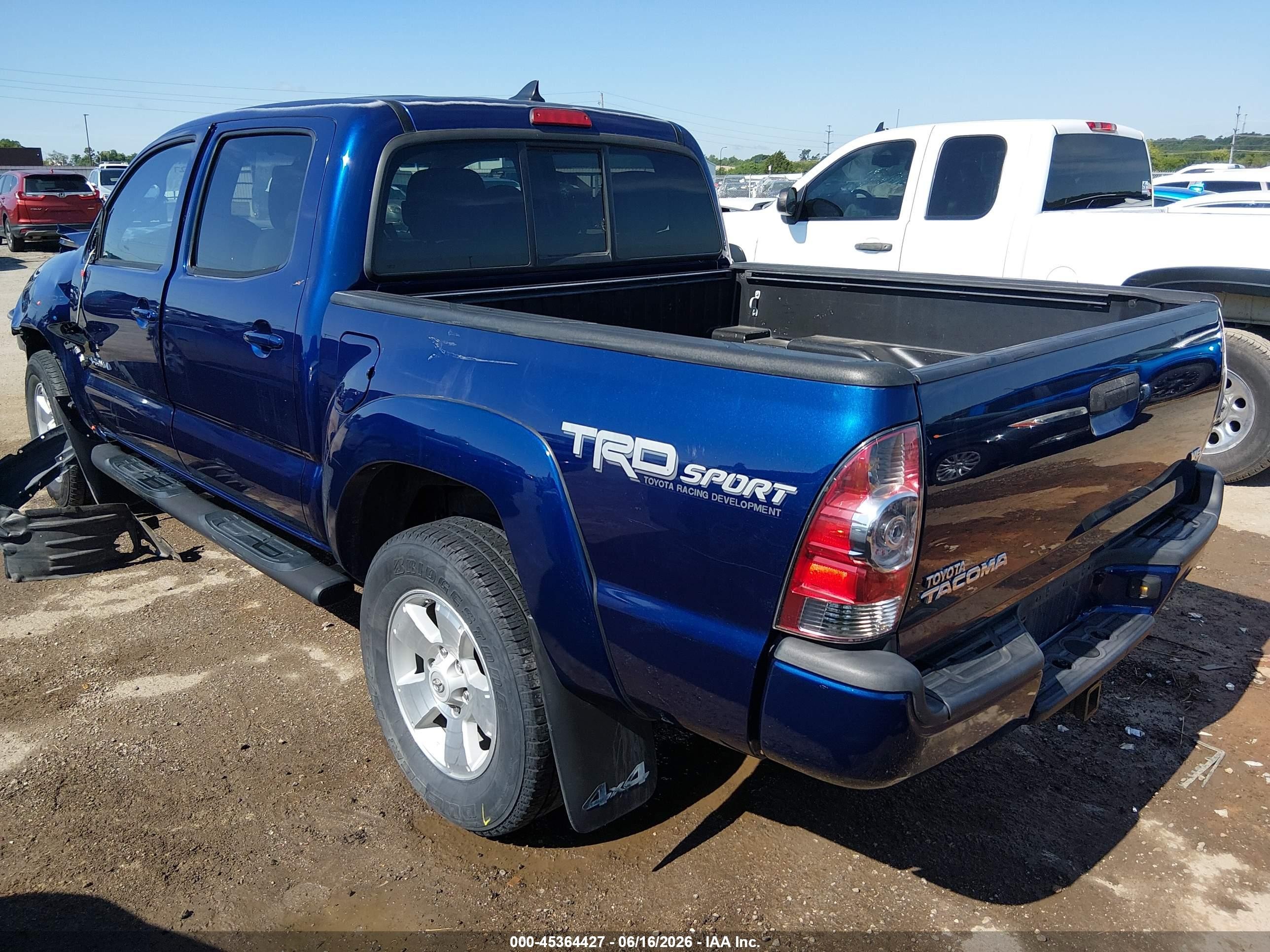 2015 Toyota Tacoma Base V6 Blue vin: 3TMLU4EN0FM189784