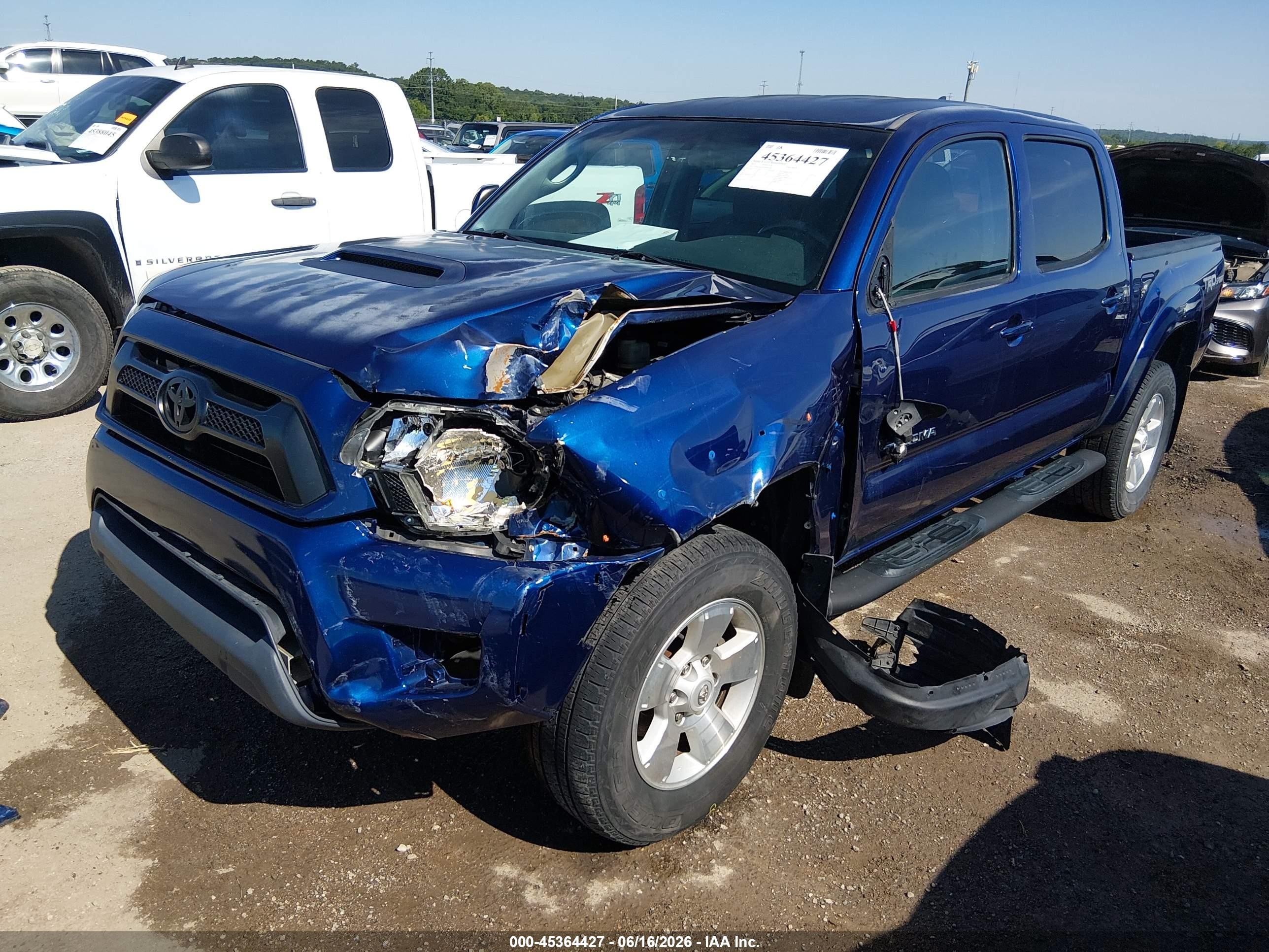 2015 Toyota Tacoma Base V6 Blue vin: 3TMLU4EN0FM189784