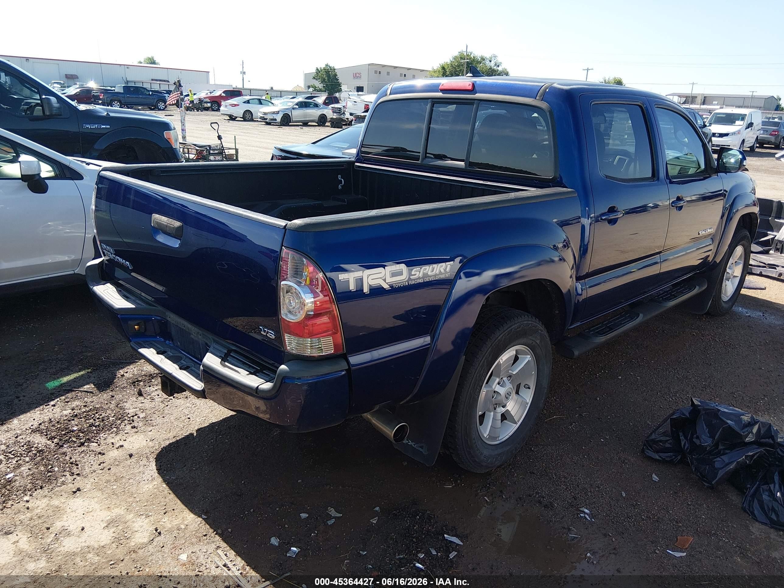 2015 Toyota Tacoma Base V6 Blue vin: 3TMLU4EN0FM189784
