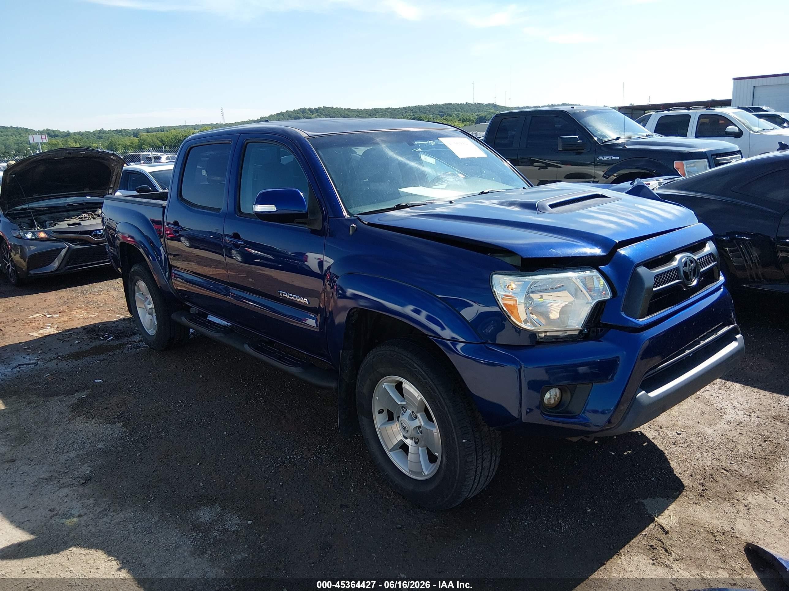 2015 Toyota Tacoma Base V6 Blue vin: 3TMLU4EN0FM189784