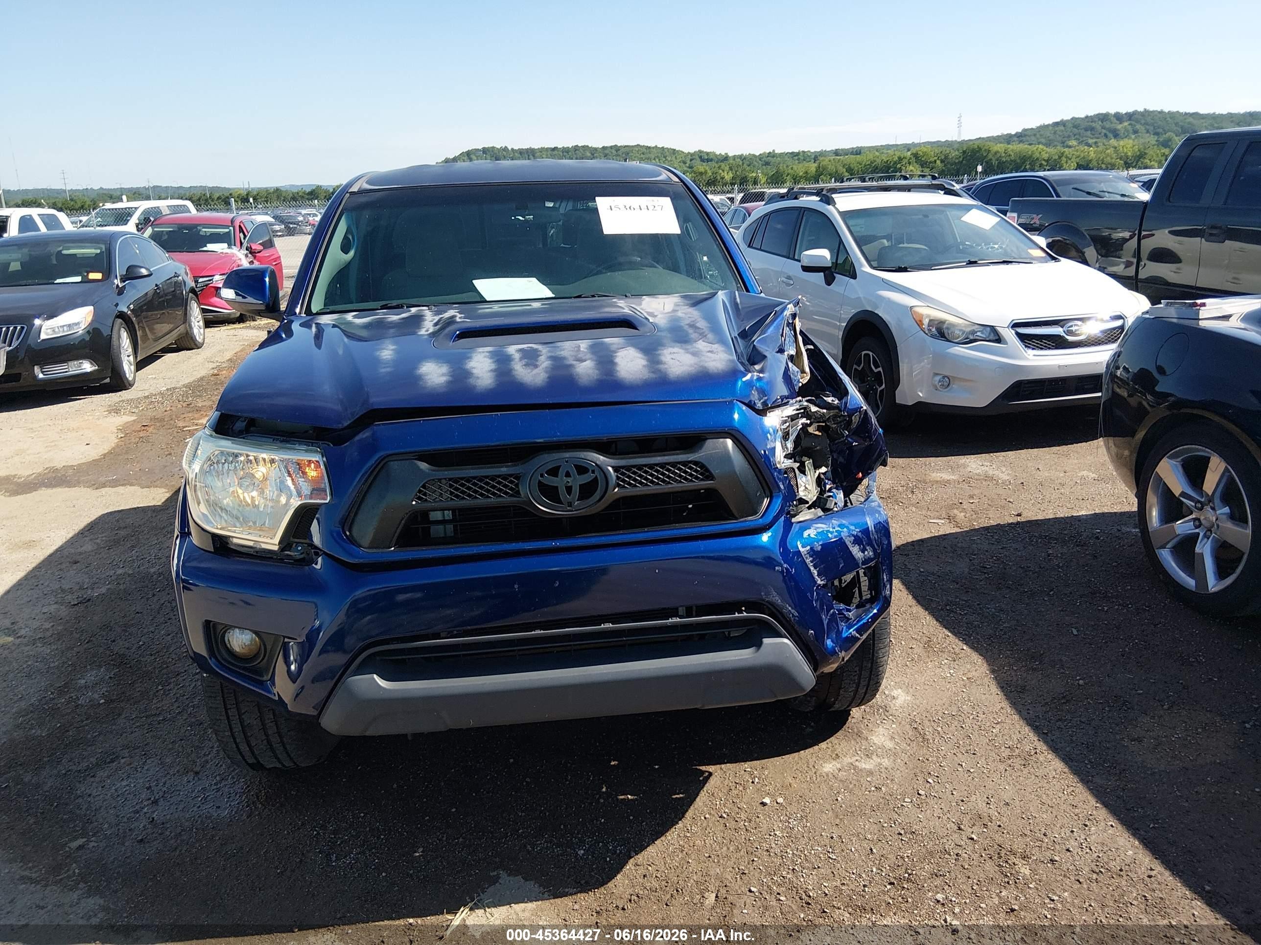 2015 Toyota Tacoma Base V6 Blue vin: 3TMLU4EN0FM189784