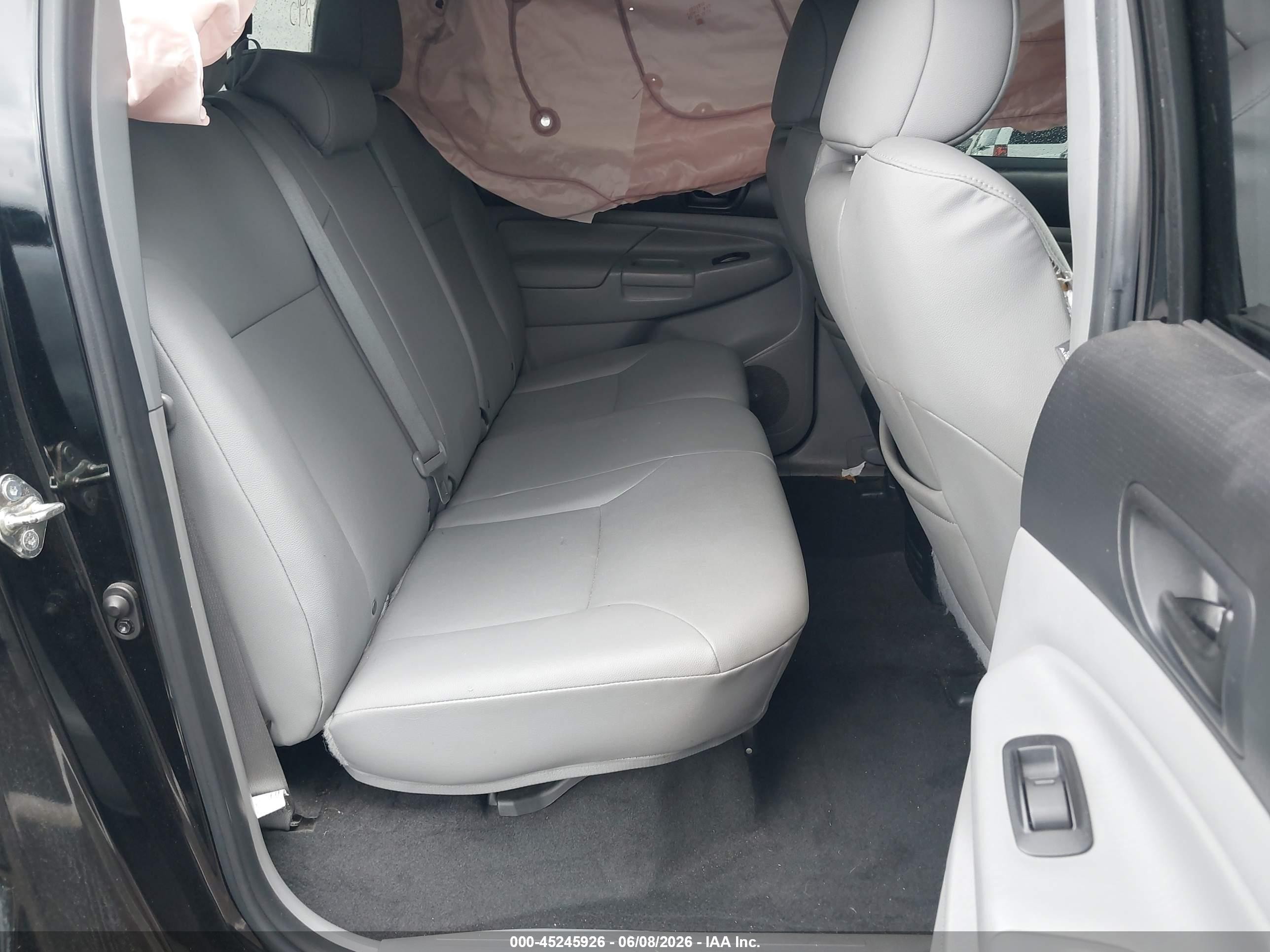 2015 Toyota Tacoma Base V6 Black vin: 3TMLU4EN0FM194533