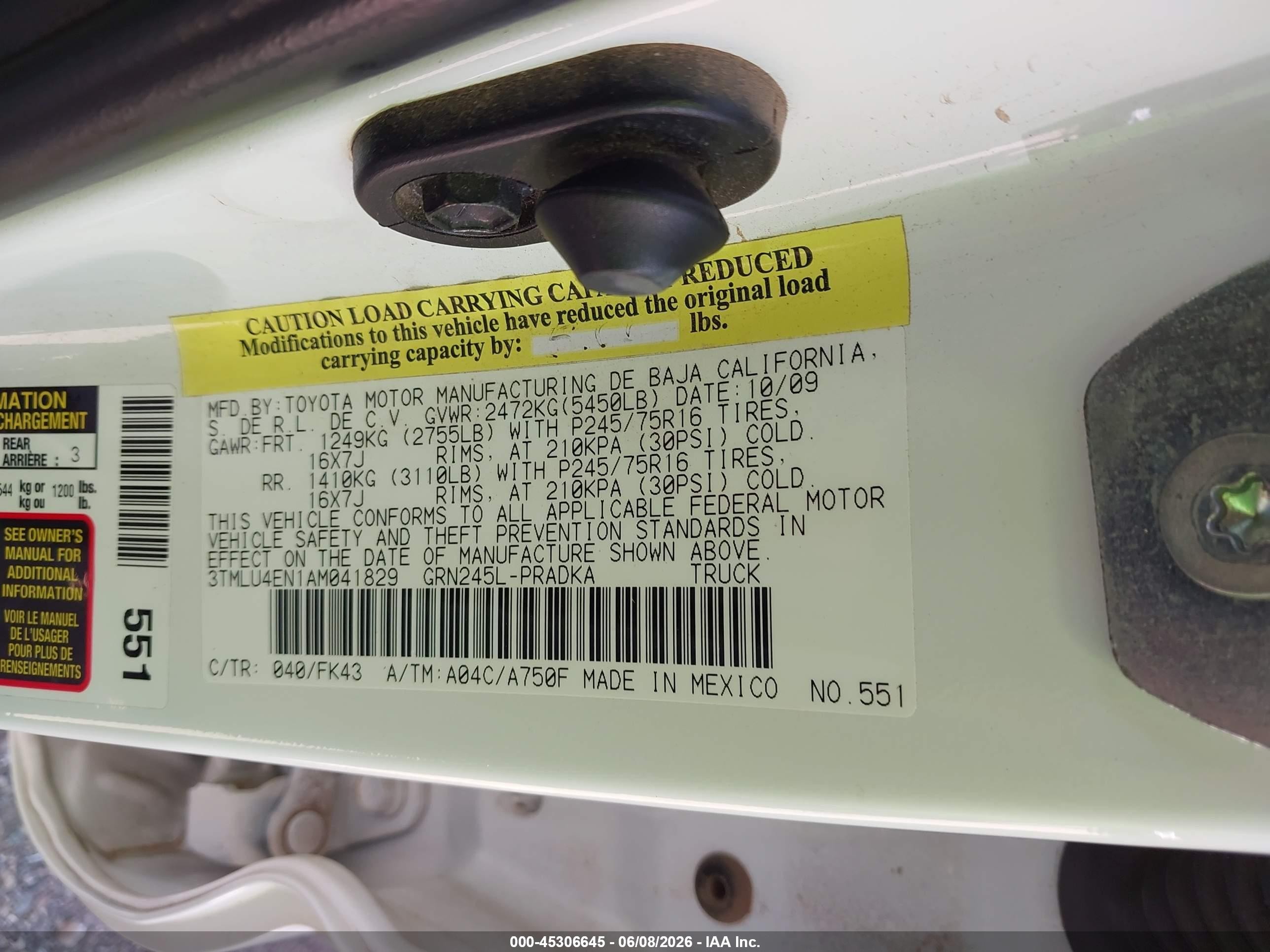 2010 Toyota Tacoma Base V6 Белый vin: 3TMLU4EN1AM041829