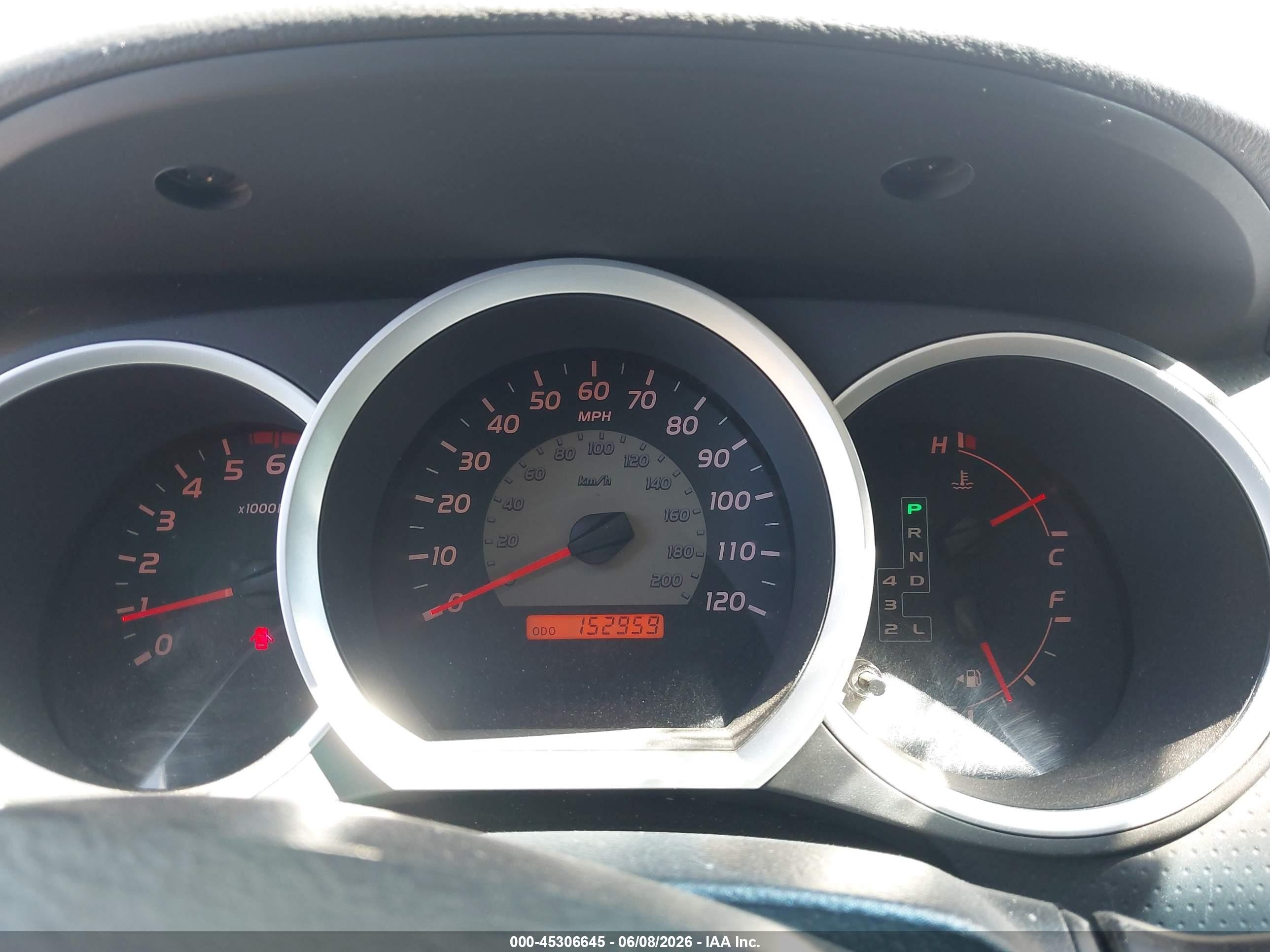 2010 Toyota Tacoma Base V6 Белый vin: 3TMLU4EN1AM041829