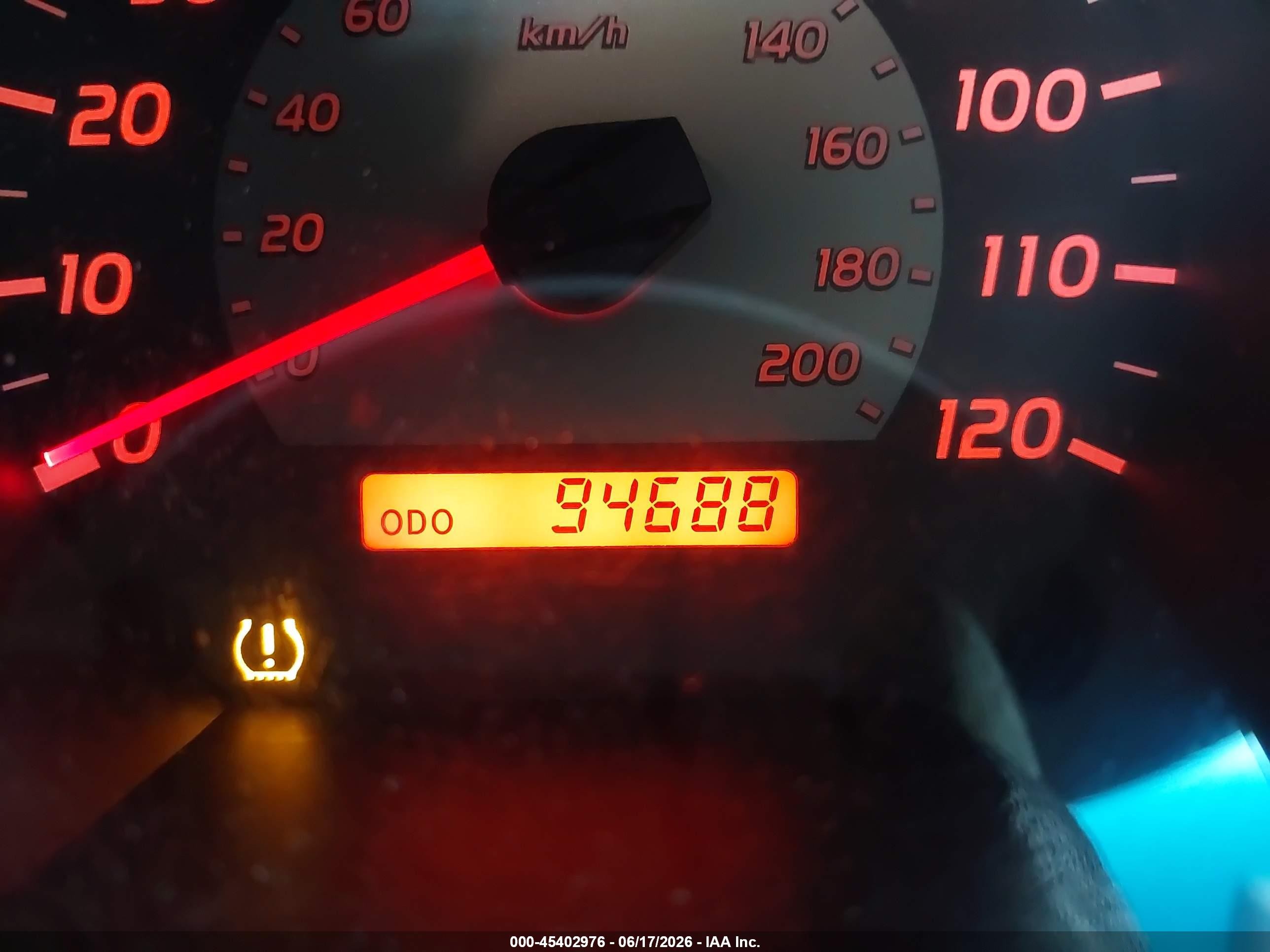 2010 Toyota Tacoma Base V6 Silver vin: 3TMLU4EN1AM051406