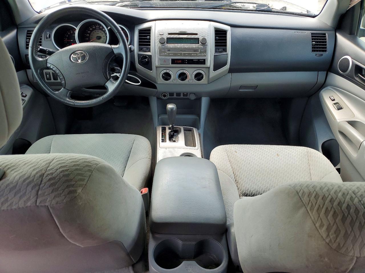 2011 Toyota Tacoma Double Cab Silver vin: 3TMLU4EN1BM061113